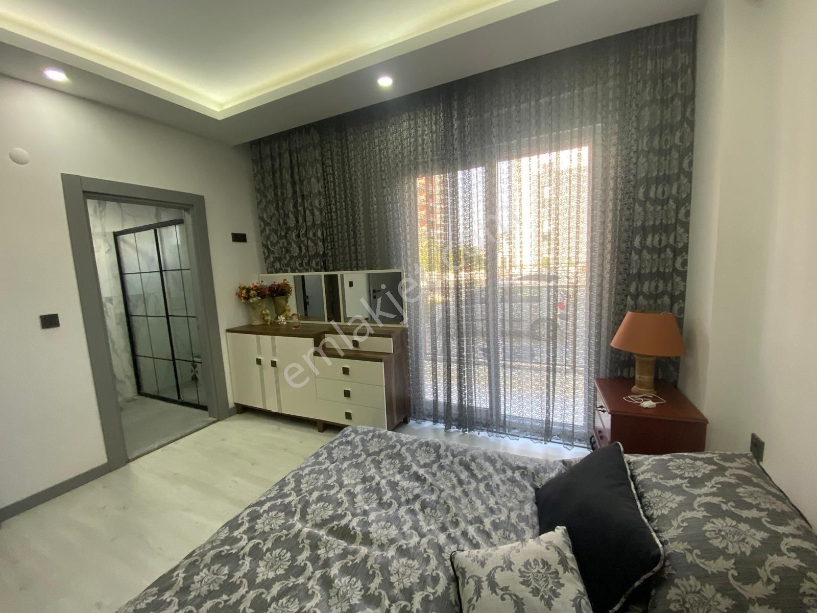 Altıntaşta Yükseln Rezidansta Lüks Full Eşyalı 2+1 Kiralık Daire - Görsel 23