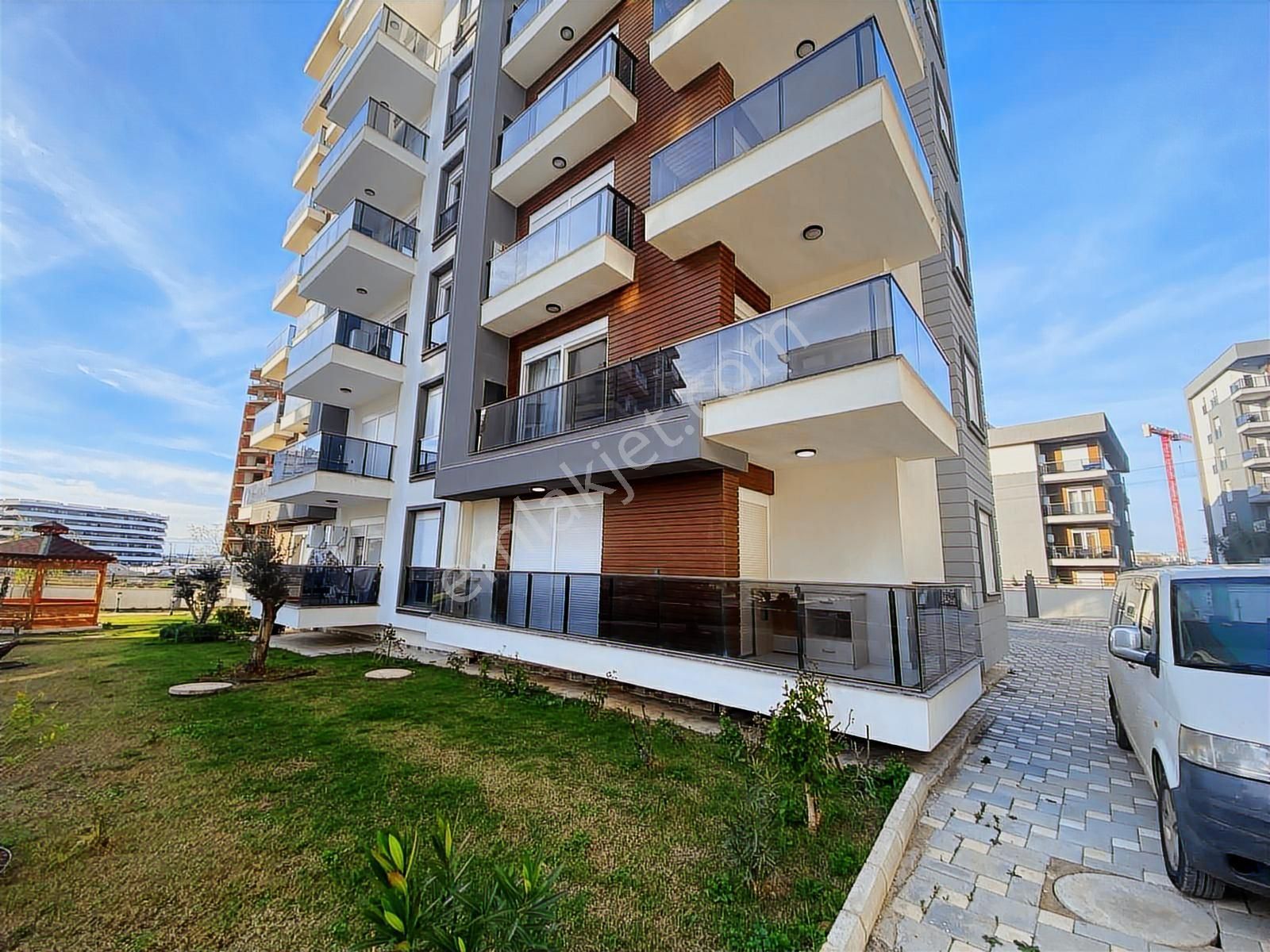 Altıntaşta Yükseln Rezidansta Lüks Full Eşyalı 2+1 Kiralık Daire - Görsel 29