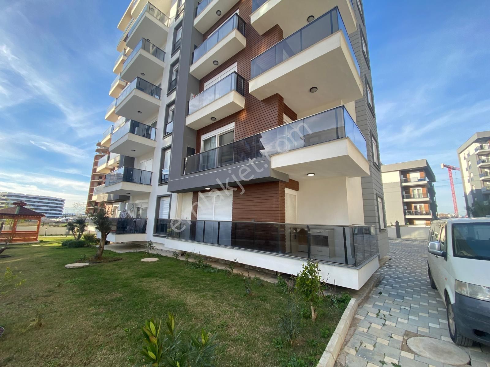 Altıntaşta Yükseln Rezidansta Lüks Full Eşyalı 2+1 Kiralık Daire - Görsel 6