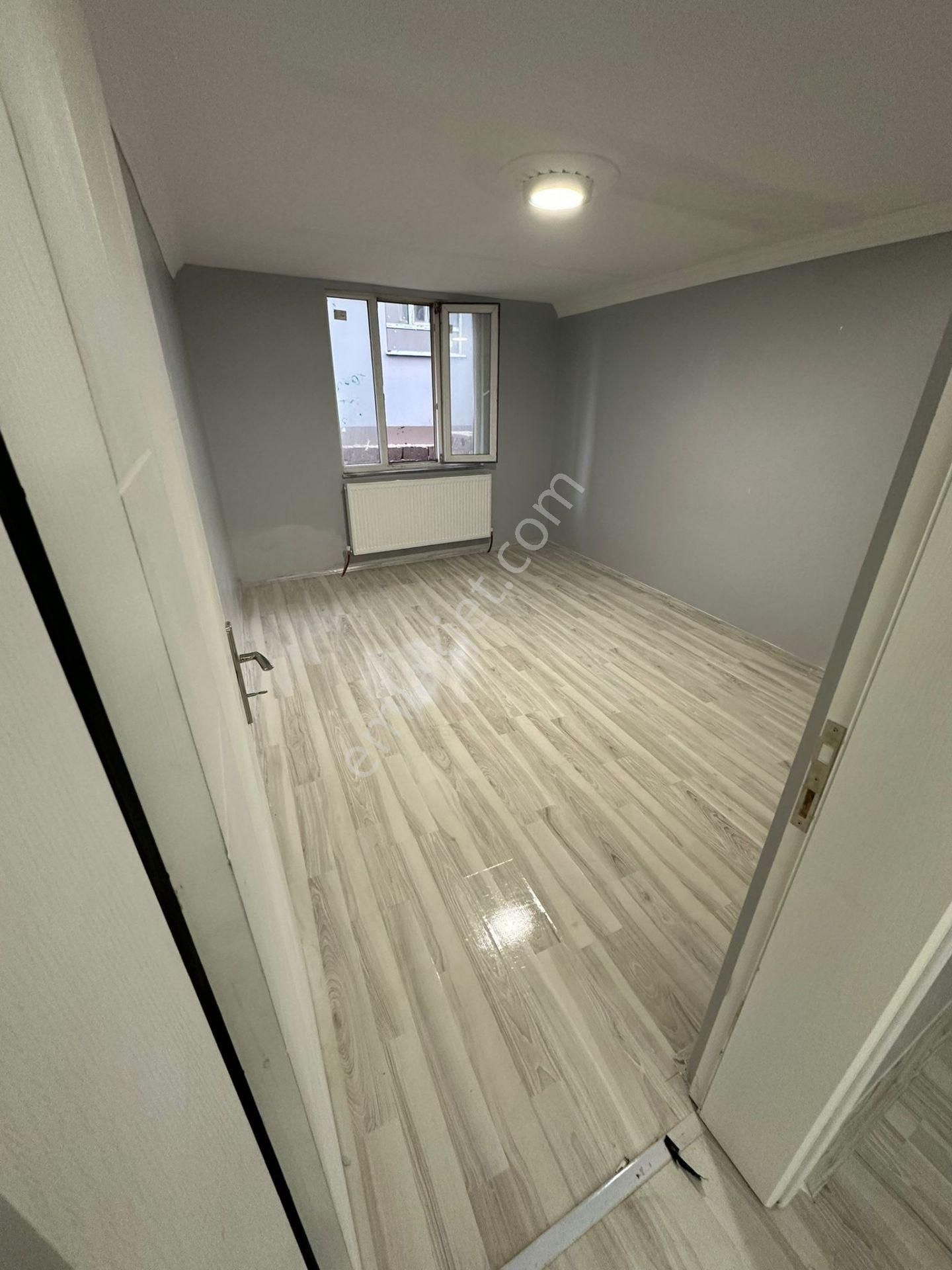 Uşak Sarayaltı Maahllesinde Geniş 2+1 Bahçeli Satılık Apart - Görsel 12