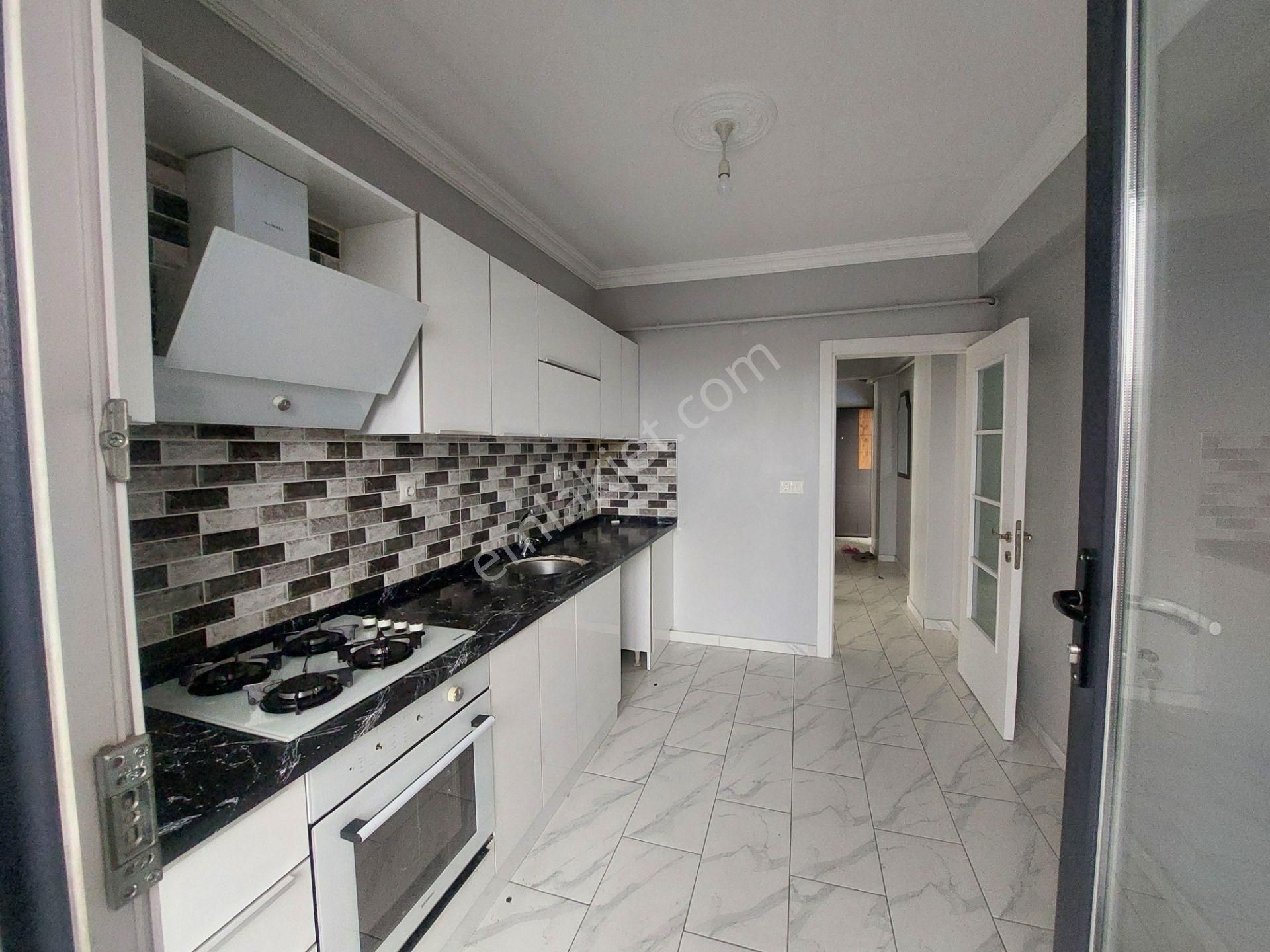 Yıldız Gayrimenkul'den Kiralık Daire Beyhekim Hastanesi Mevkii