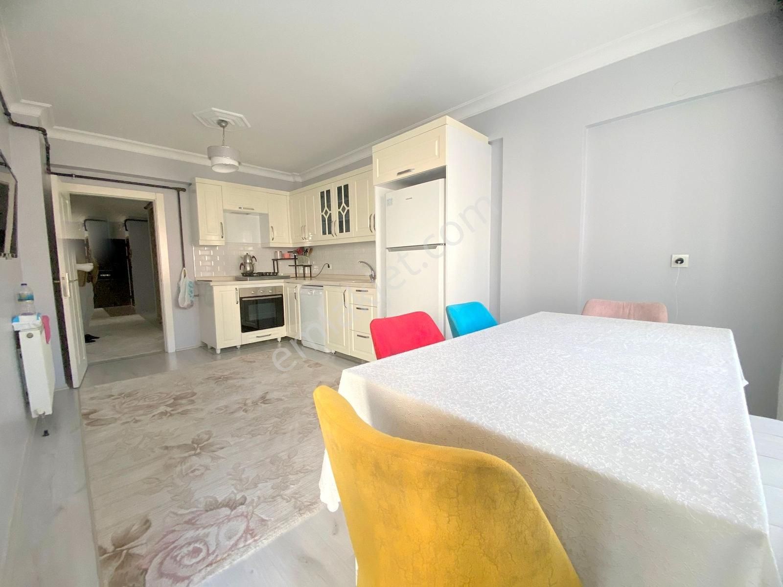 Başpınar'da 125 M2, 2. Kat, 3+1, Kilerli, Aydınlık, Ferah Daire!