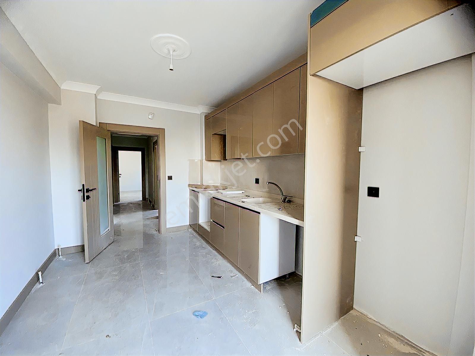 Feridunçelik'te, Sıfır Bina, 3. Kat, Güneycephe, Kiralık Daire!