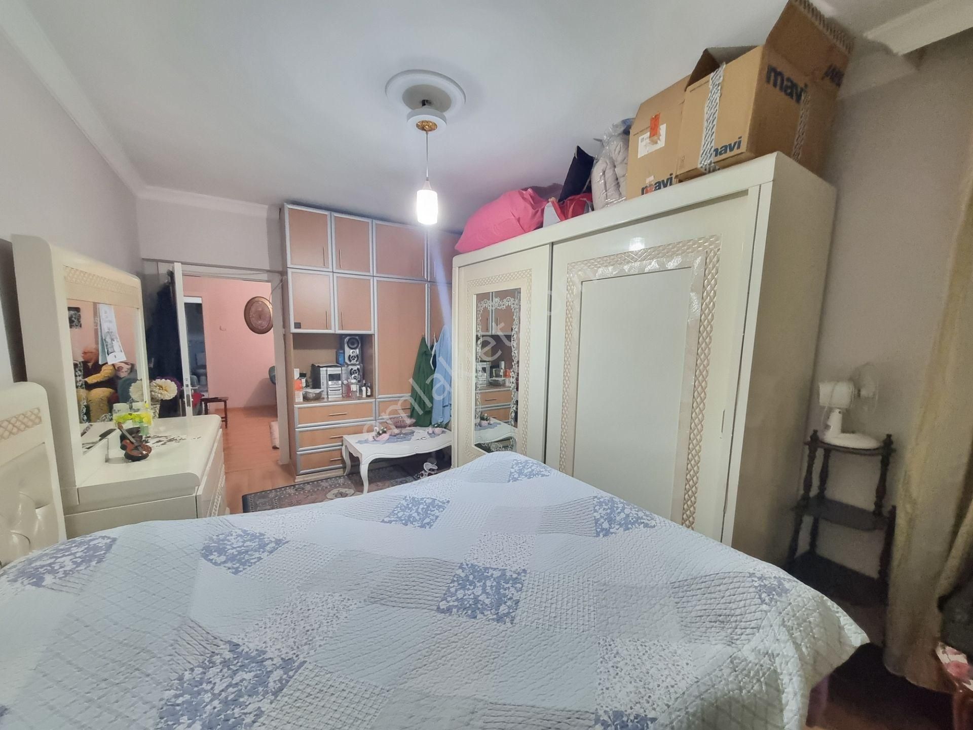 Metroya Yakın - Asansörlü - Ara Kat 3+1 Satılık Daire... - Görsel 11