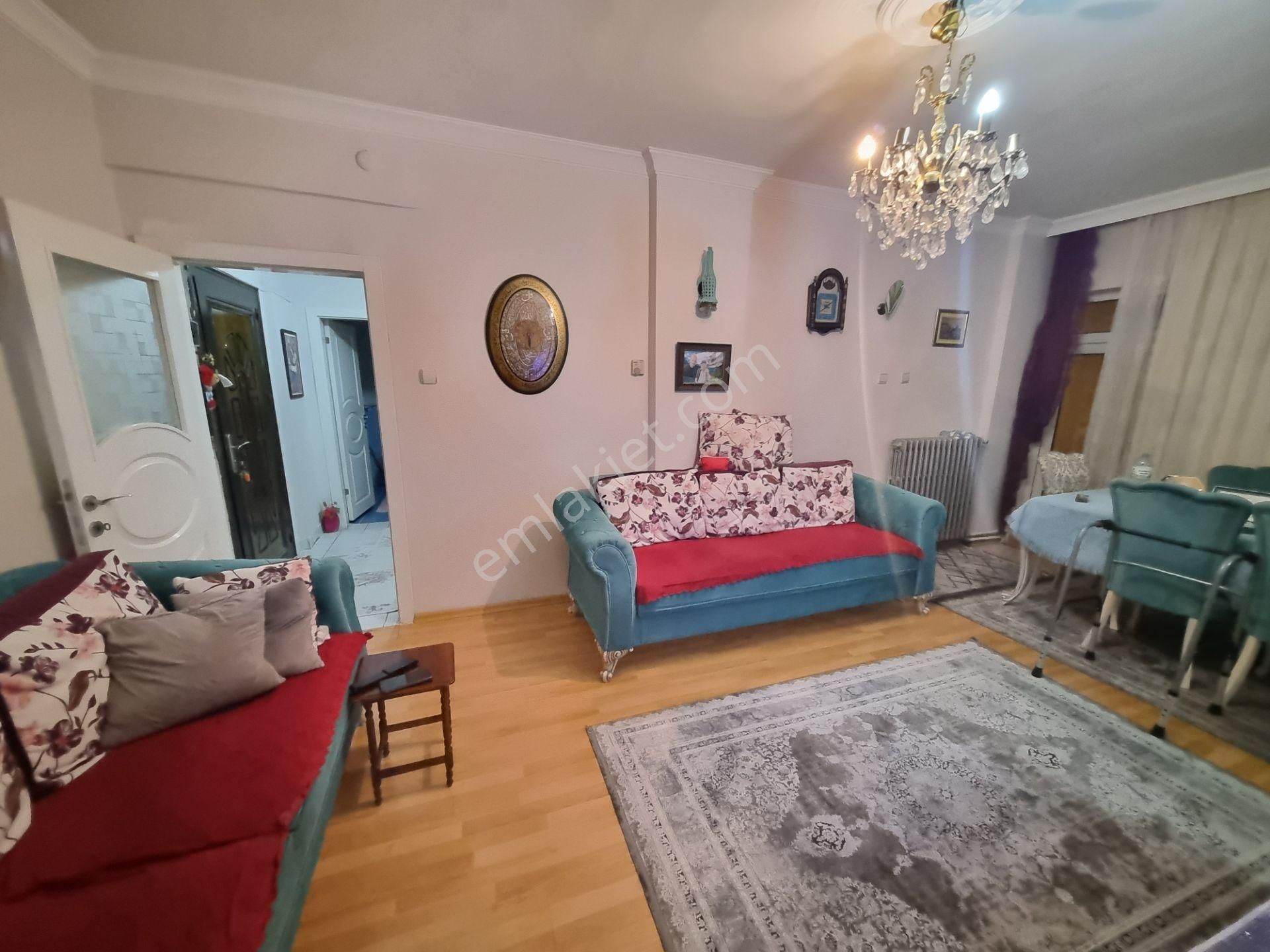 Metroya Yakın - Asansörlü - Ara Kat 3+1 Satılık Daire... - Görsel 5