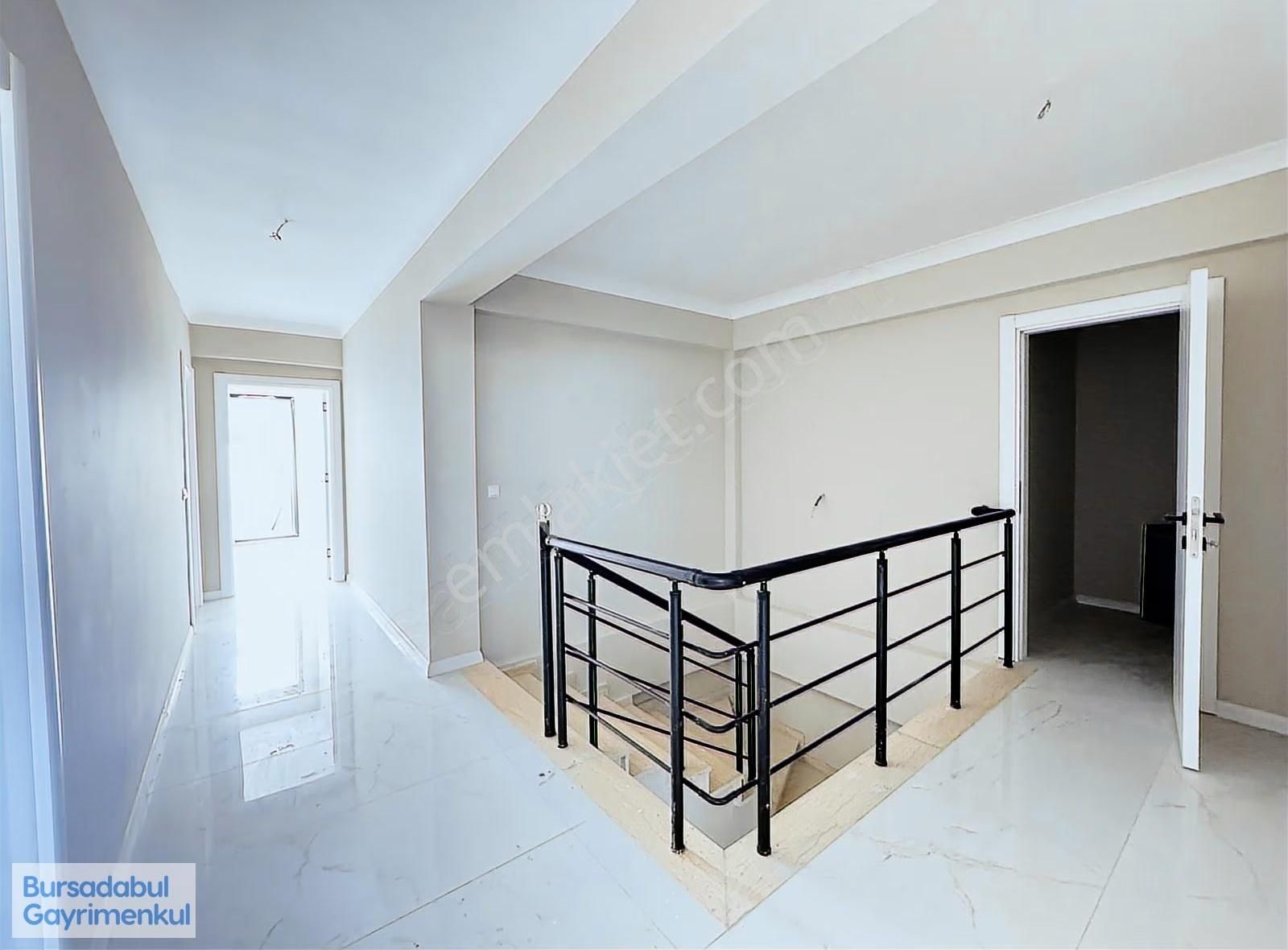 Bursadabul'dan Cumhuriyet Mah. 5+1 Dubleks 297m2 Sıfır Daire - Görsel 2