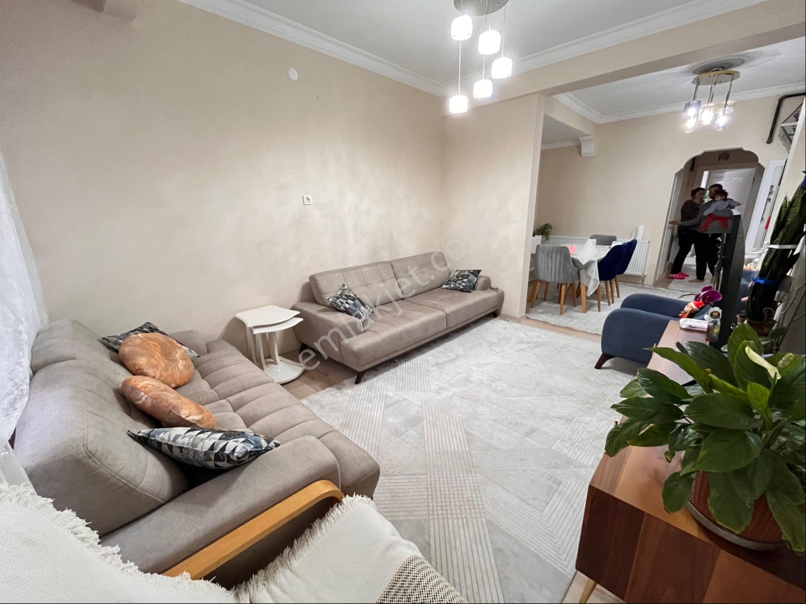 Metro Yürüme Mesafesinde Deniz Manzaralı Full Bakımlı 2+1 100m2çift Cephe Çift Balkon - Görsel 2
