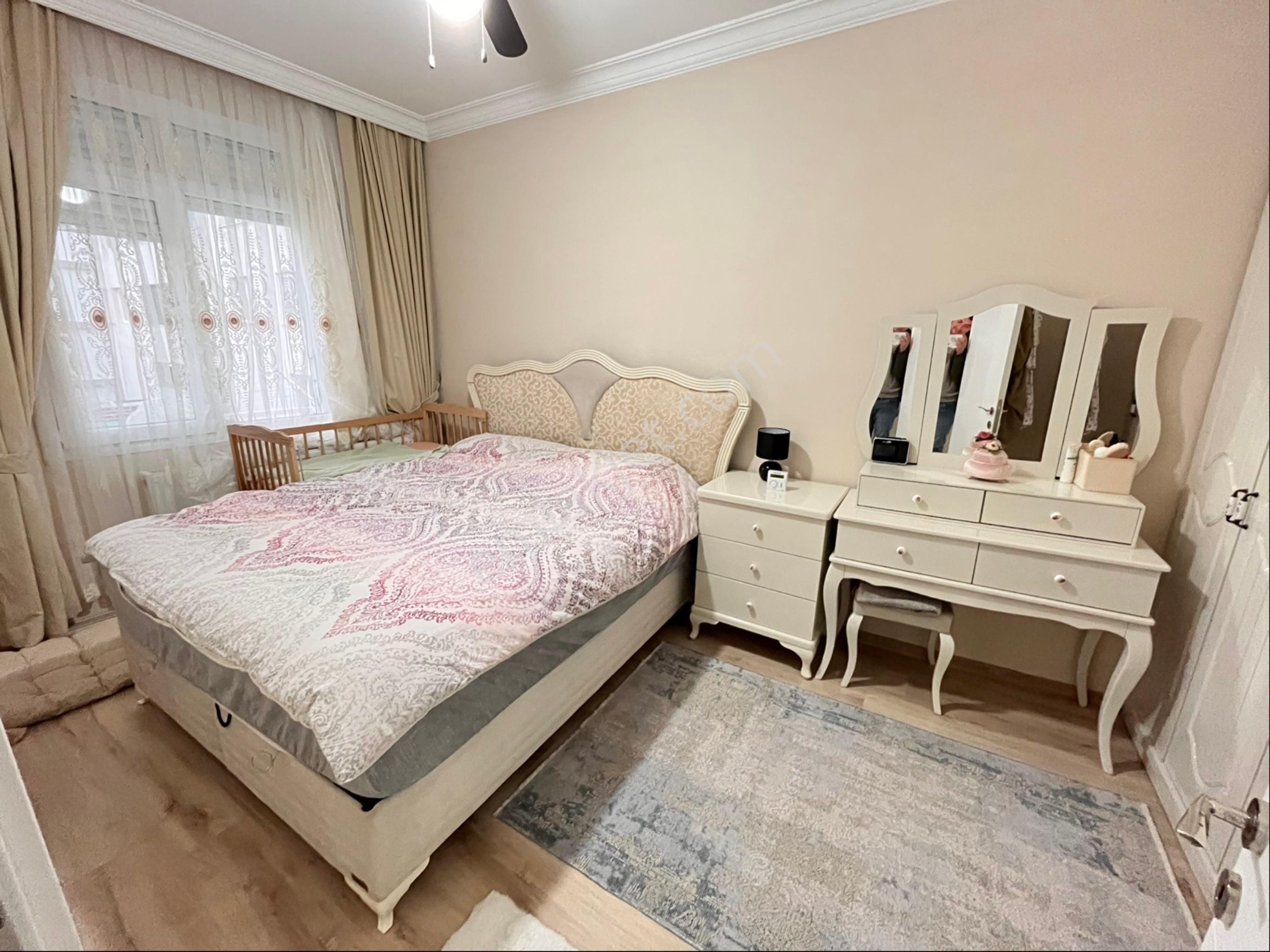 Metro Yürüme Mesafesinde Deniz Manzaralı Full Bakımlı 2+1 100m2çift Cephe Çift Balkon - Görsel 13