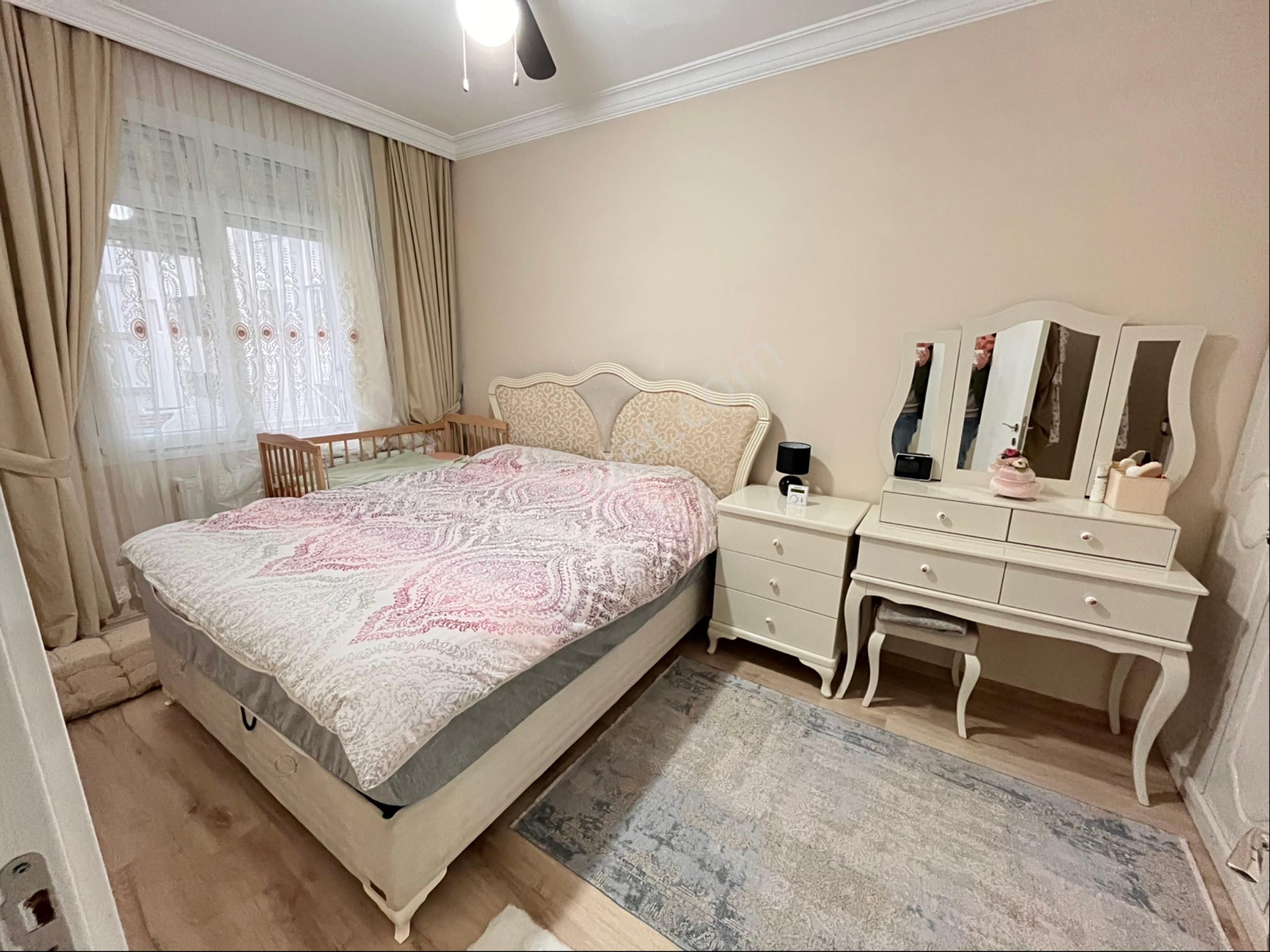 Metro Yürüme Mesafesinde Deniz Manzaralı Full Bakımlı 2+1 100m2çift Cephe Çift Balkon - Görsel 12