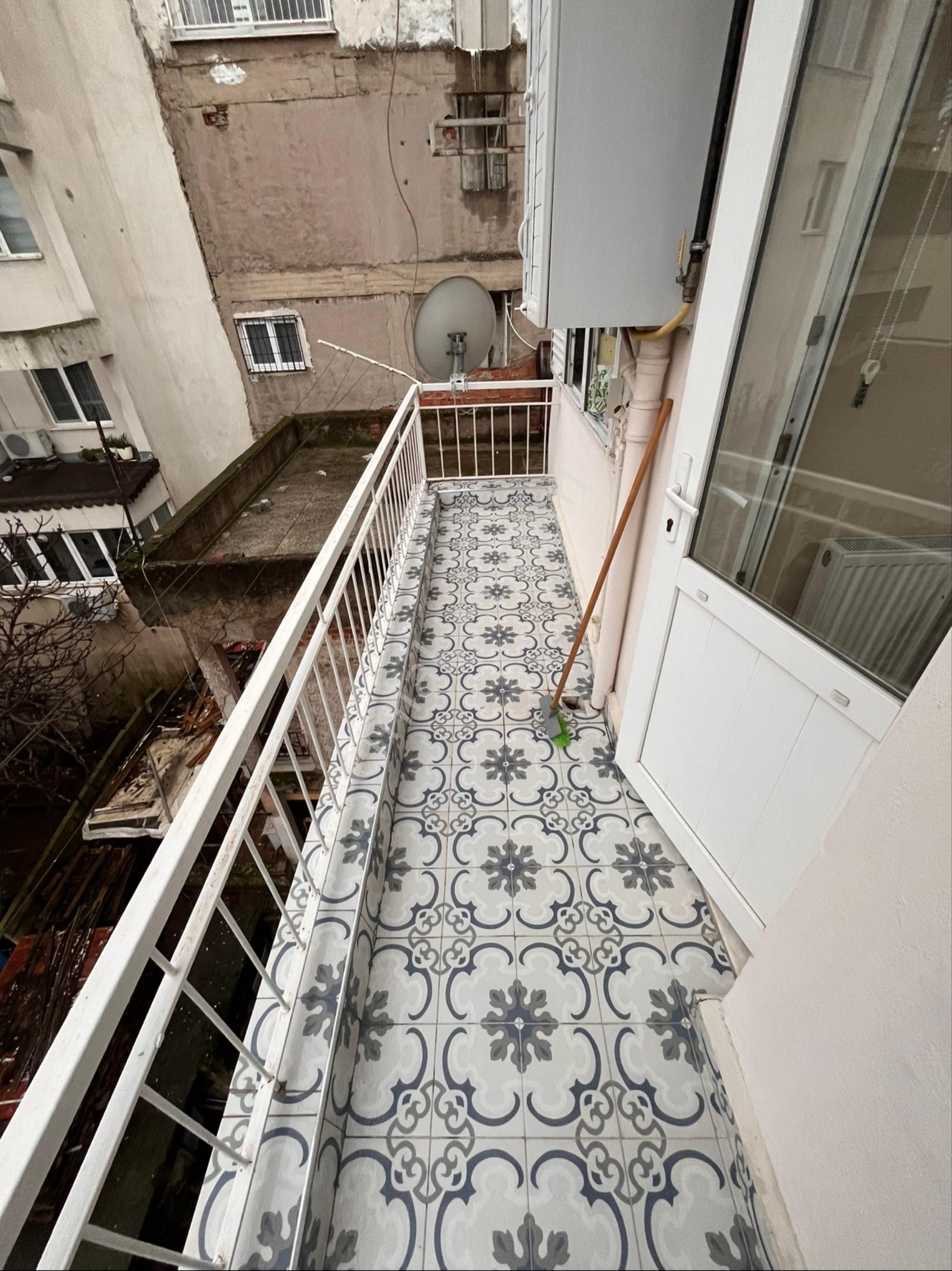 Metro Yürüme Mesafesinde Deniz Manzaralı Full Bakımlı 2+1 100m2çift Cephe Çift Balkon - Görsel 21