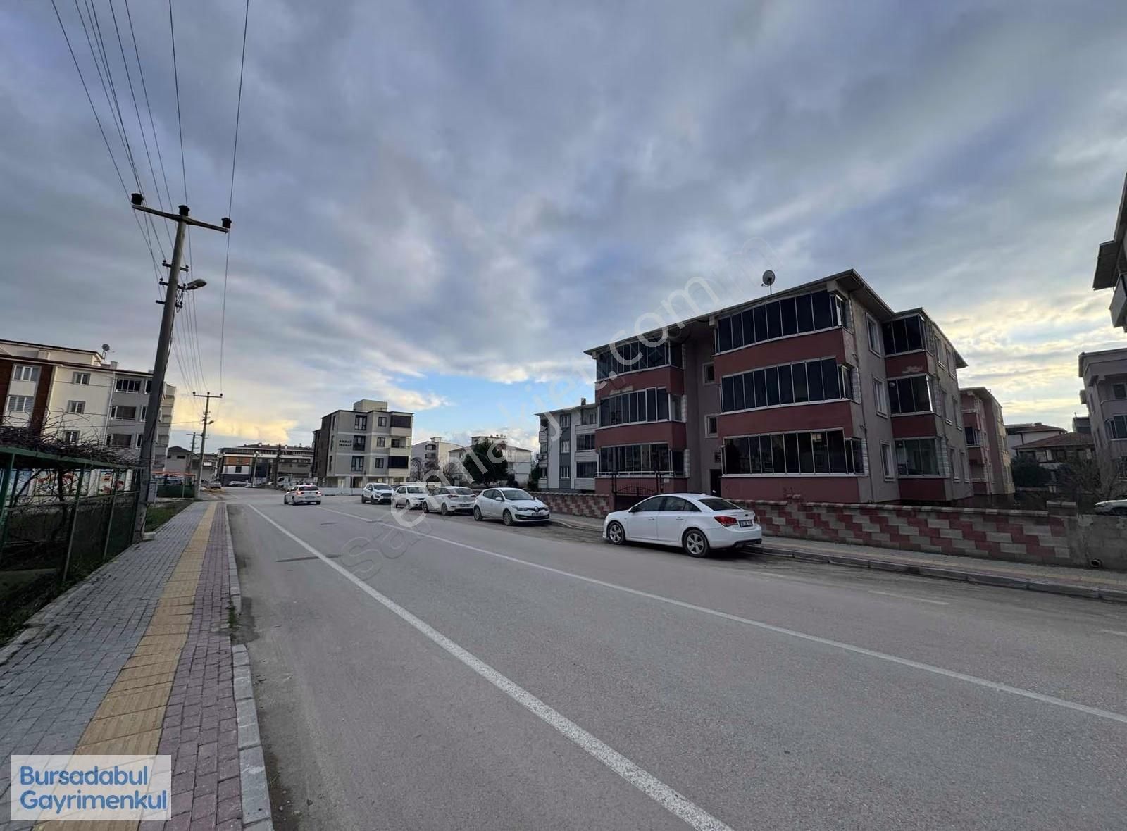Bursadabul'dan Barış Mah Cedde Üstü Geniş Daire 150.m2