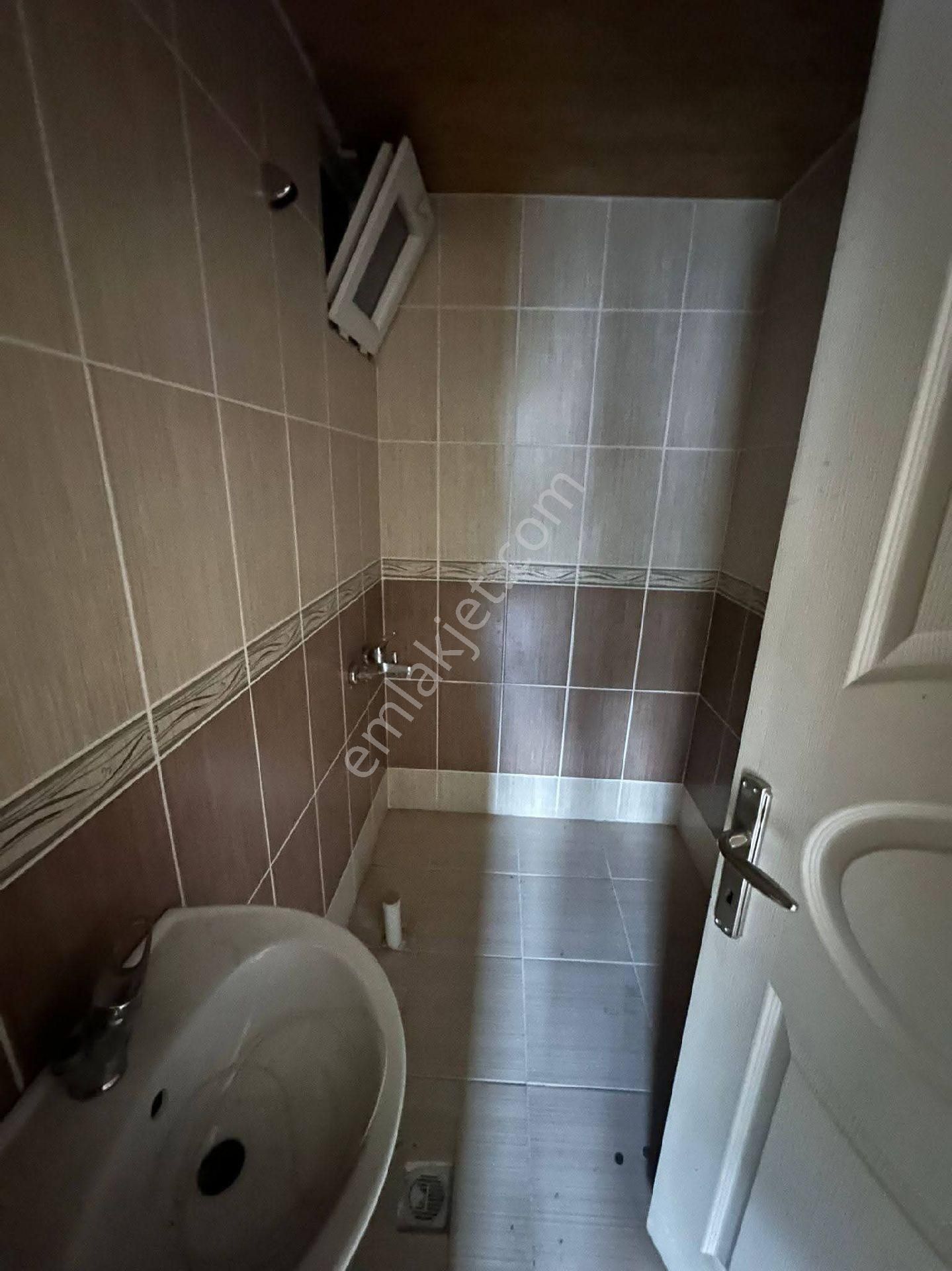 Samsun İlkadım Kışla Mahallesi'nde Asansörlü Ebeveyn Banyolu 3+1 Satılık Daire - Görsel 6