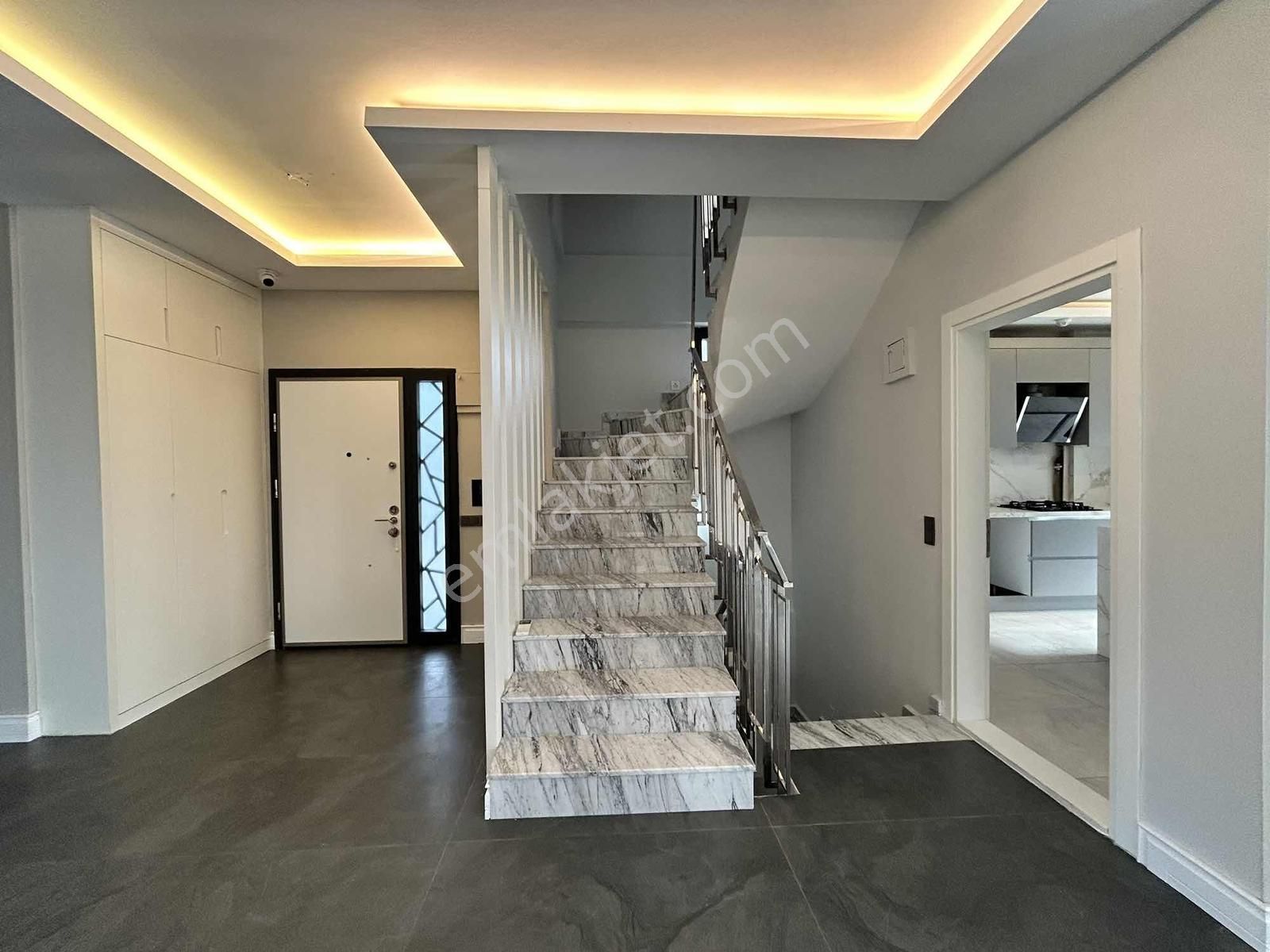 Nilüfer Özlüce 19 Mayıs Mahallesi Satılık 5+2 Villa - Görsel 7