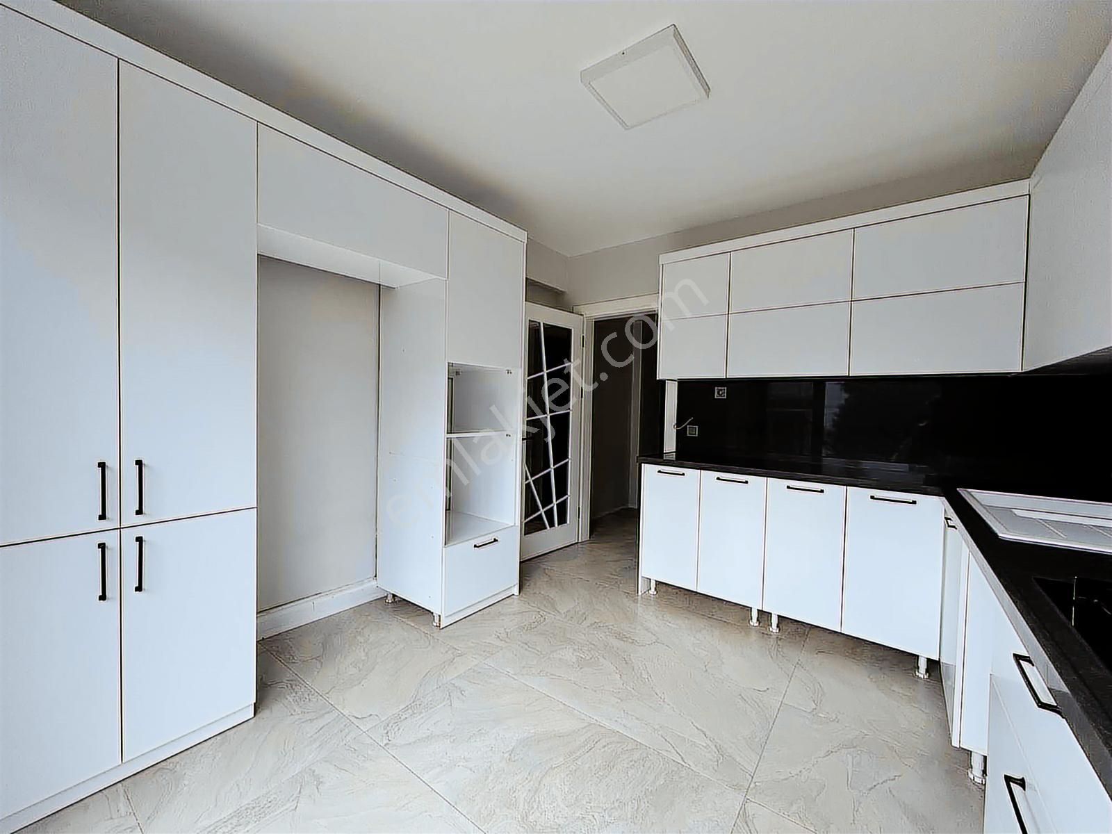 Nilüfer Özlüce 19 Mayıs Mahallesi Satılık 5+2 Villa - Görsel 27