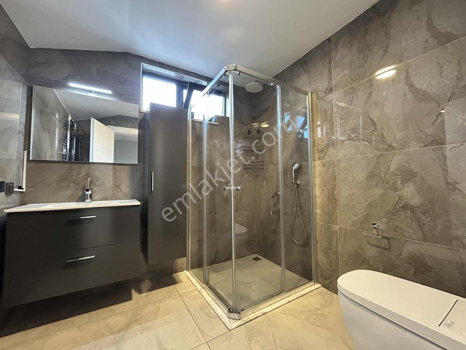 Nilüfer Özlüce 19 Mayıs Mahallesi Satılık 5+2 Villa - Görsel 35