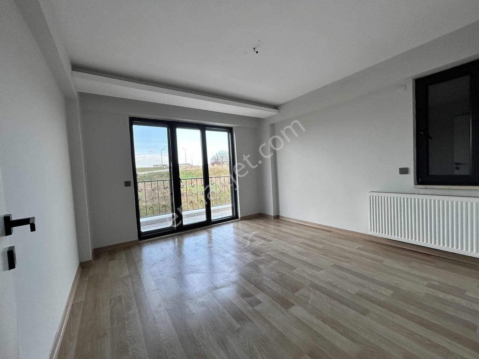 Nilüfer Özlüce 19 Mayıs Mahallesi Satılık 5+2 Villa - Görsel 29