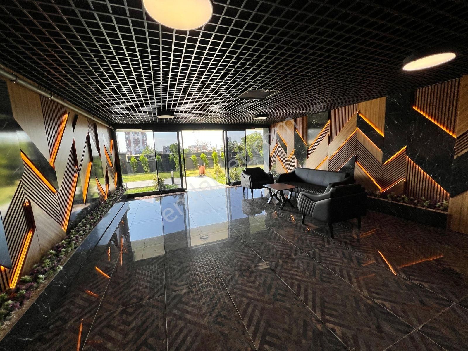 Redstone'dan Uysal Lusso'da Eşyalı 1+1 Kiralık Daire - Görsel 2
