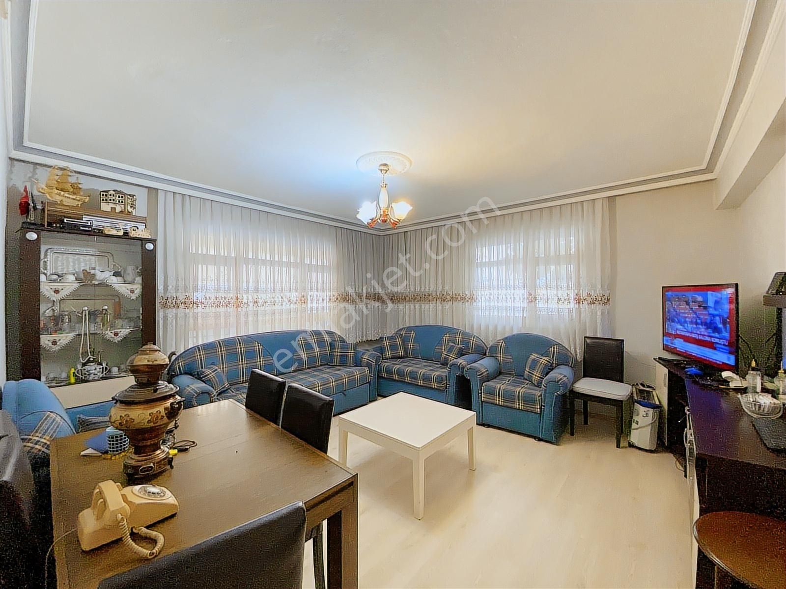 İncirli'de 3+1, Kapalı Garajlı, Ana Cadde Ve Park Yanı Daire!