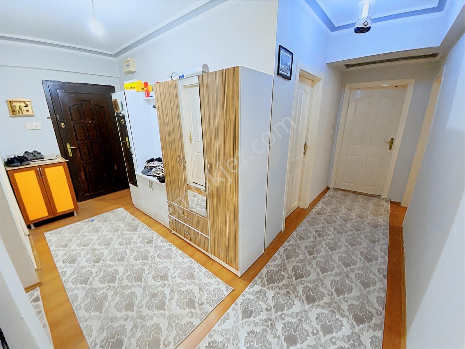 İncirli'de 3+1, Kapalı Garajlı, Ana Cadde Ve Park Yanı Daire! - Görsel 14