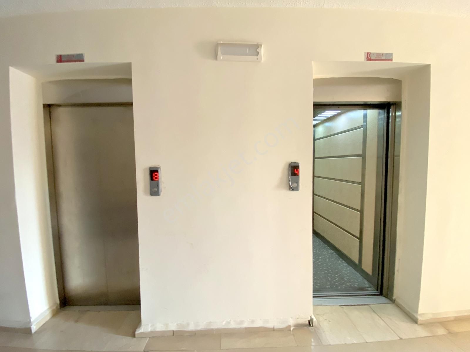 Altınevler'de, 2+1, Balkonlu, 4. Katta Eşyalı Daire! - Görsel 12