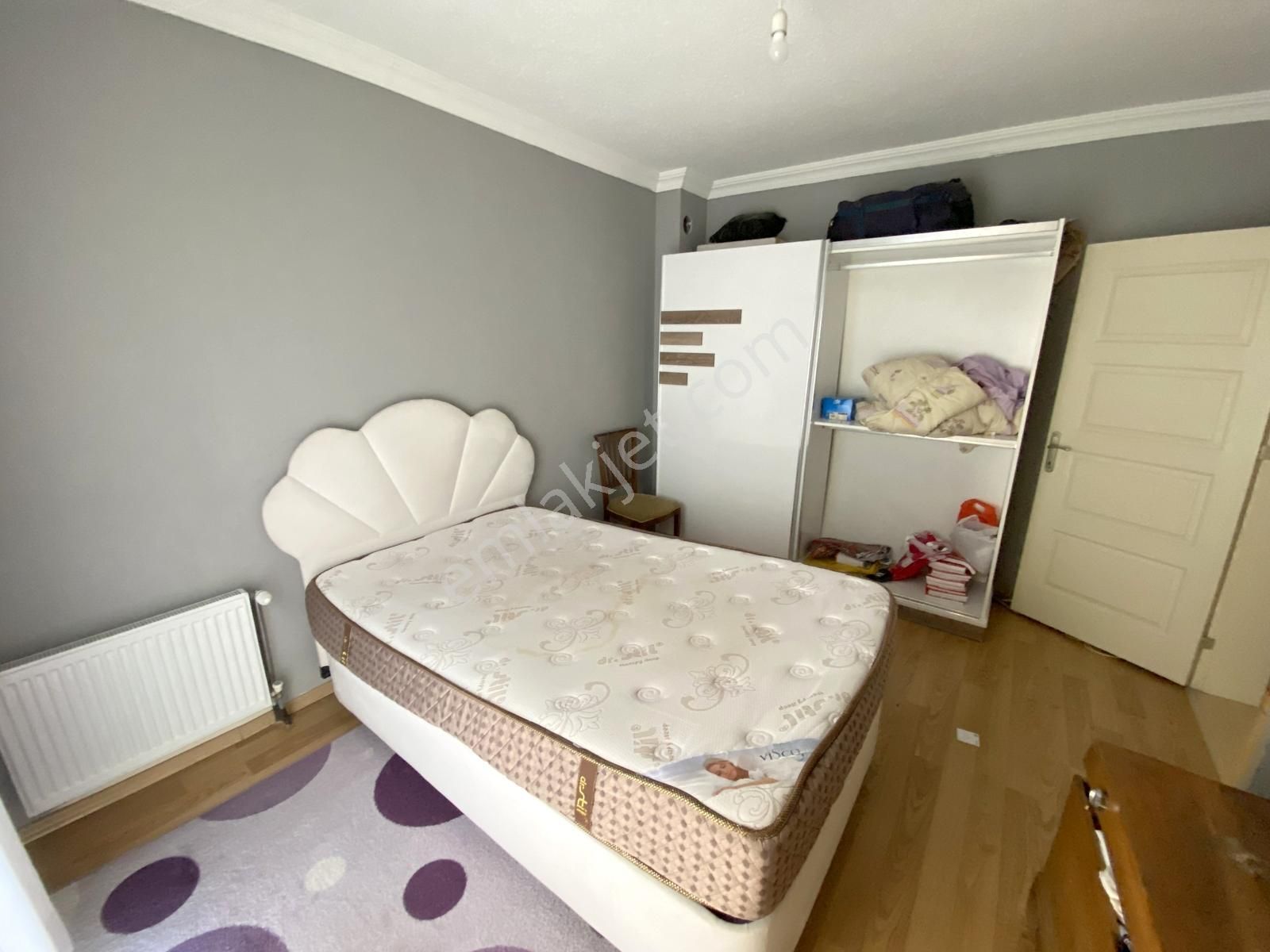 Altınevler'de, 2+1, Balkonlu, 4. Katta Eşyalı Daire! - Görsel 2