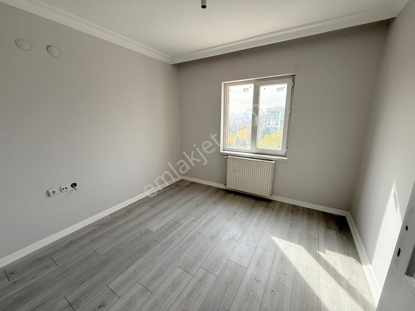 Ulubey'de, 5. Kat, Ana Caddede, Asansörlü, Güneycephe 3+1 Daire! - Görsel 30