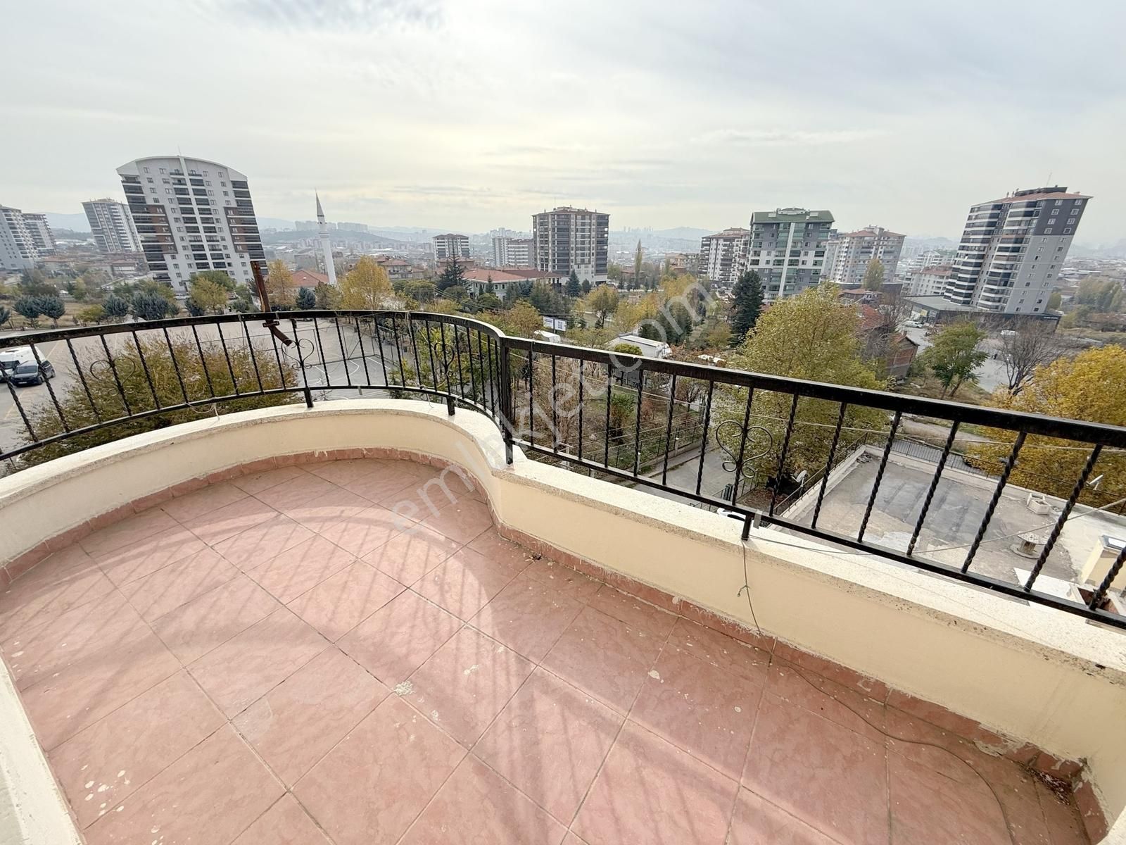 Ulubey'de, 5. Kat, Ana Caddede, Asansörlü, Güneycephe 3+1 Daire! - Görsel 11