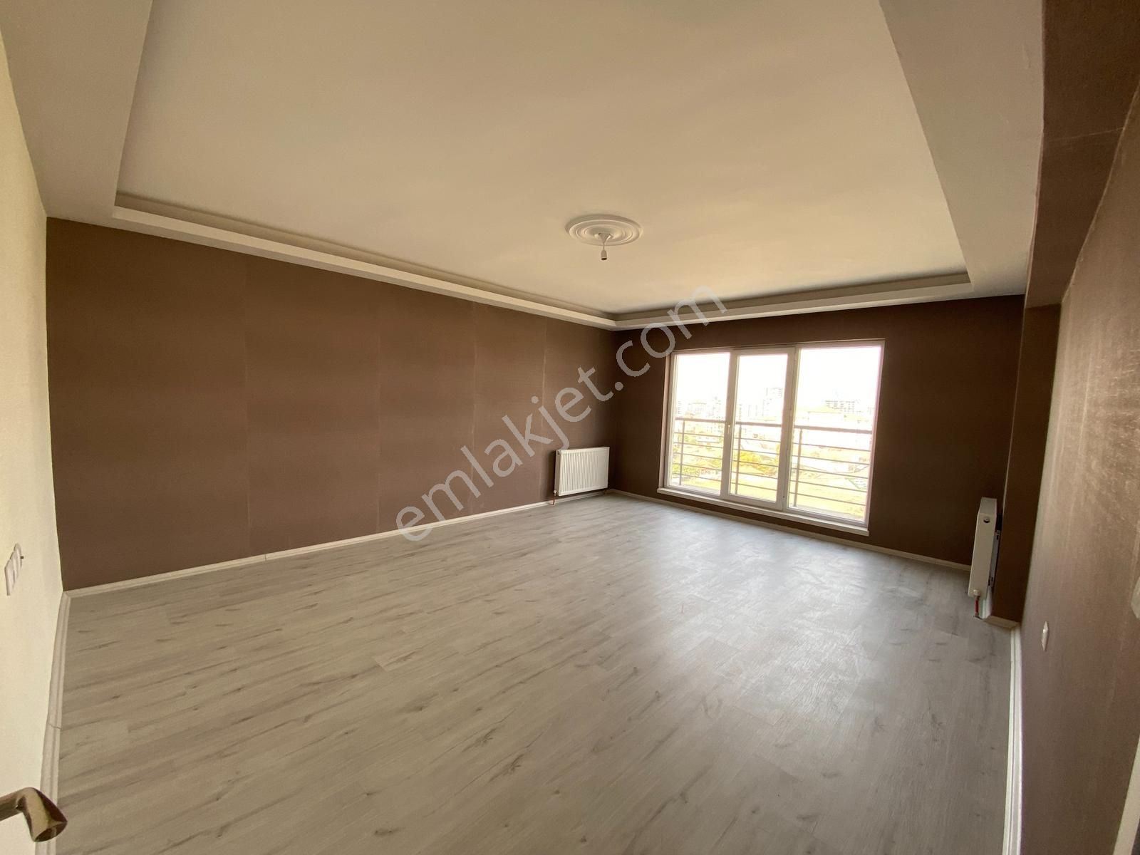 Ulubey'de Üst Kat, 3+1, Manzaralı, Sıfır Ayarında Kiralık Daire! - Görsel 14