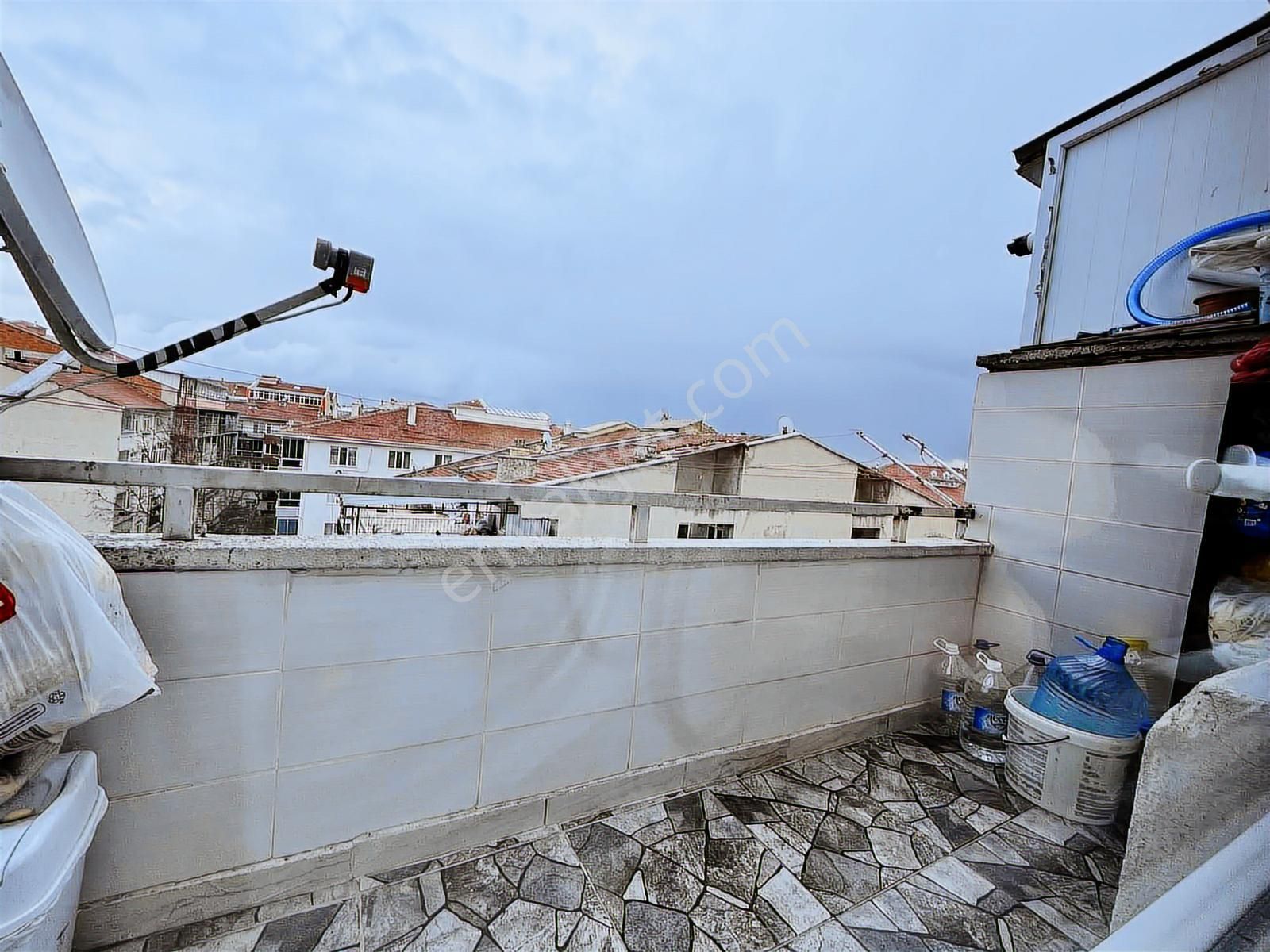 Zafer Mahallesinde 3+1 Cadde Cepheli Üst Kat Daire - Görsel 19