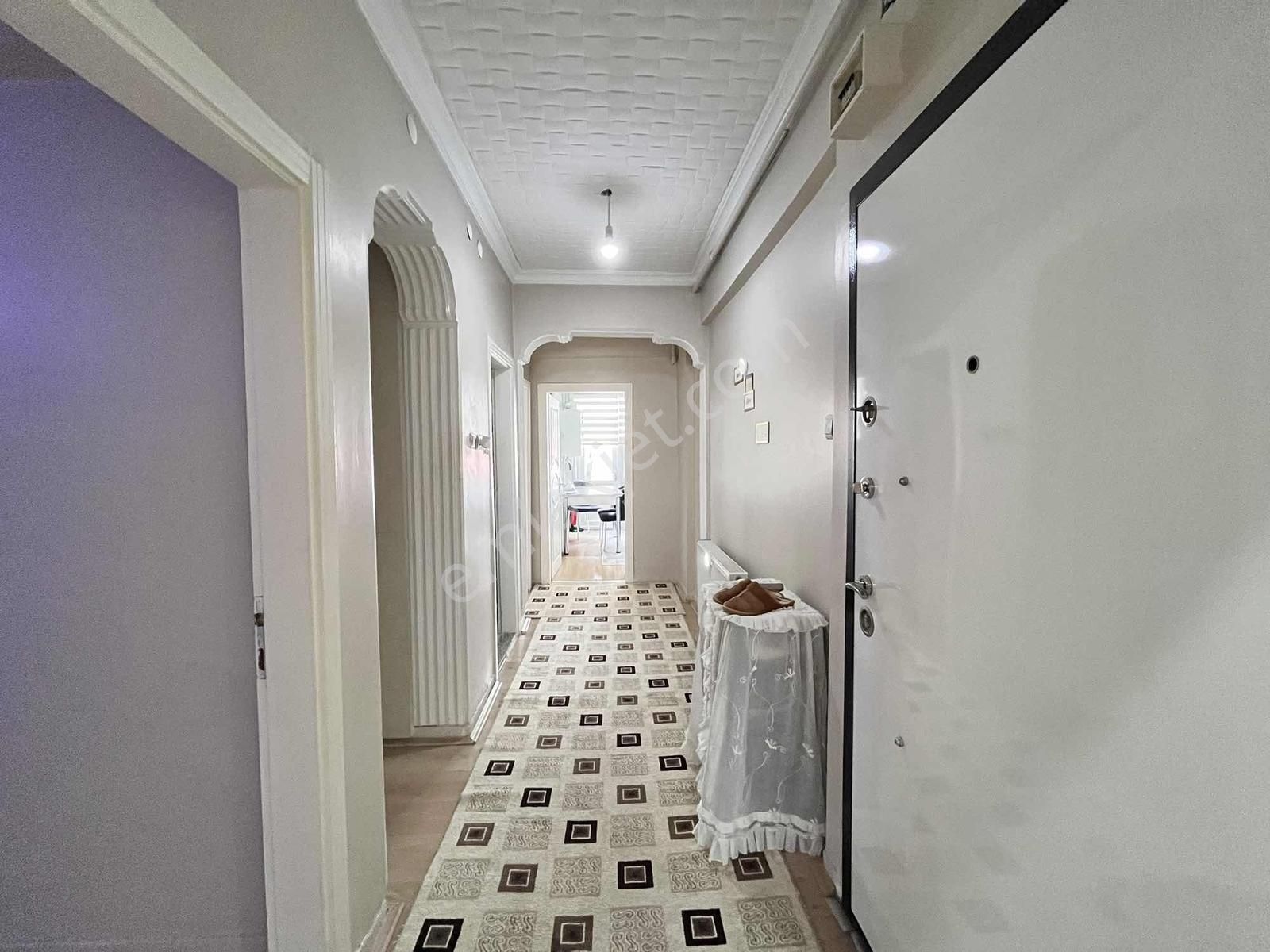 Zafer Mahallesinde 3+1 Cadde Cepheli Üst Kat Daire - Görsel 8