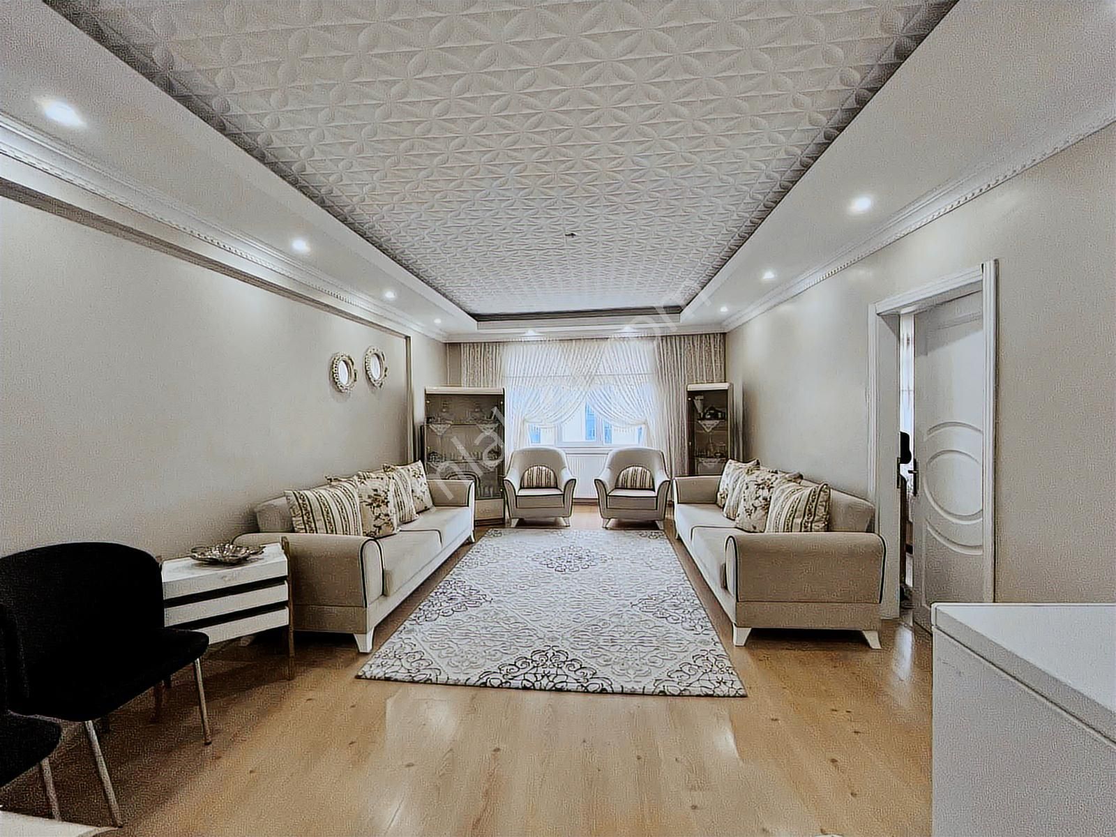 Zafer Mahallesinde 3+1 Cadde Cepheli Üst Kat Daire - Görsel 11