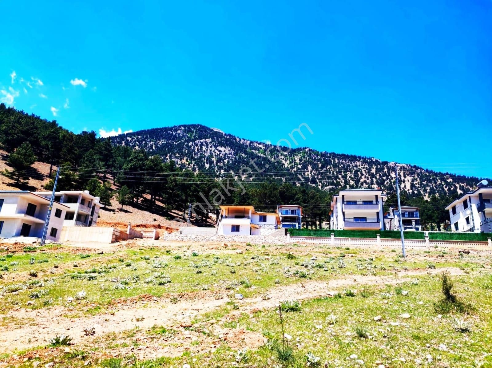 Kar Emlaktan Yenikonacık Bozkırlı Mevkiinde 400 M2 Satılık Arsa - Görsel 16