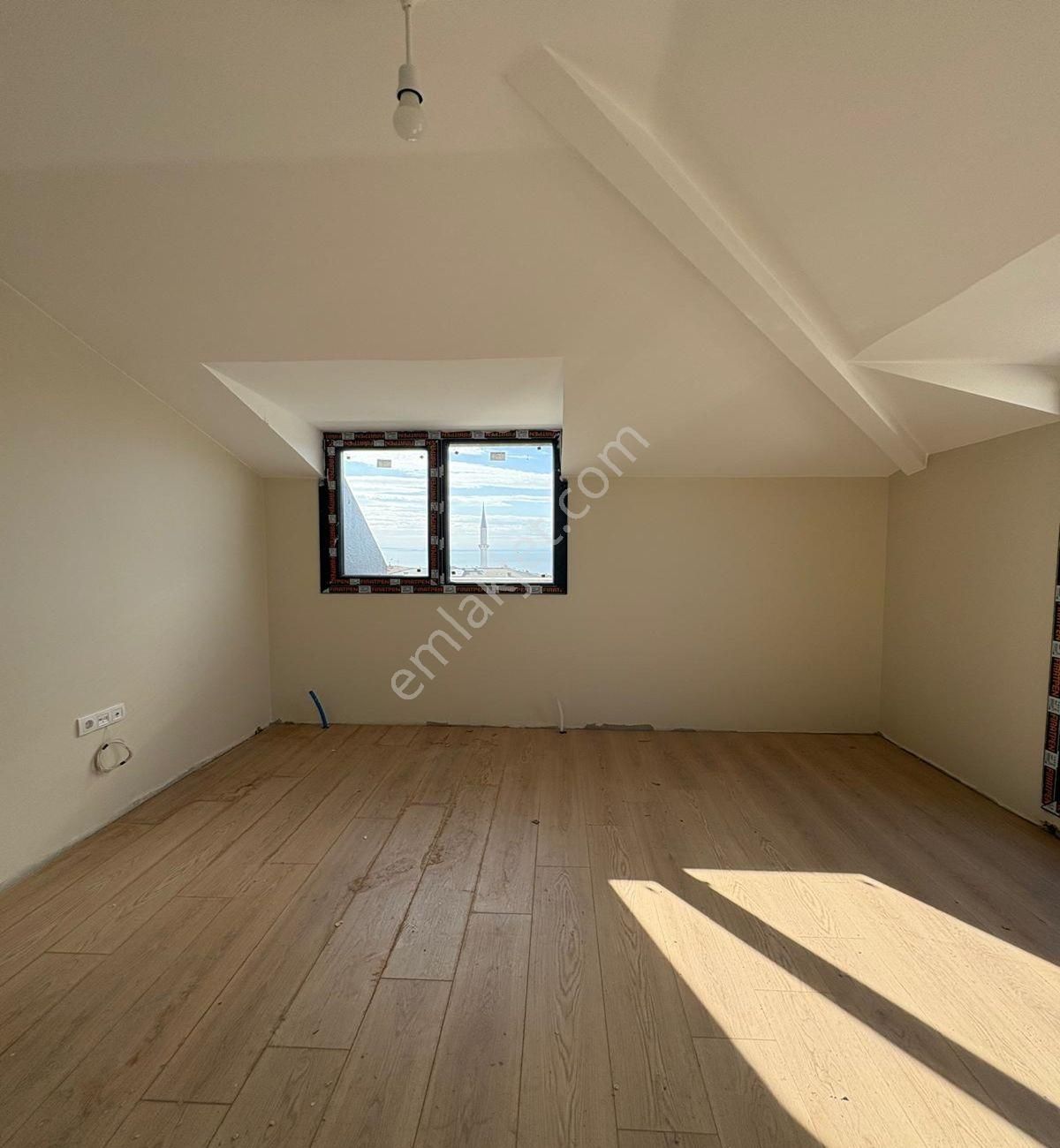 Avcılar Site İçerisinde Merkezde 5+2 Sıfır Deniz Manzaralı Daire - Görsel 7