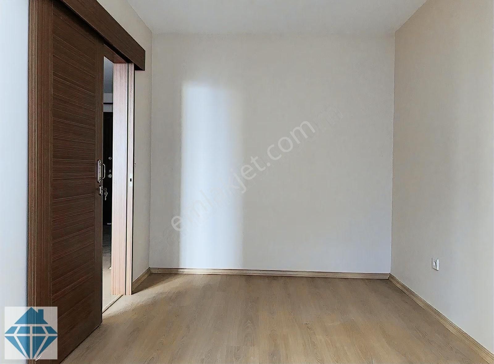 Green Pine Residence Fırsat 7. Kat 64 M2 Kiralık 1+1 - Görsel 12