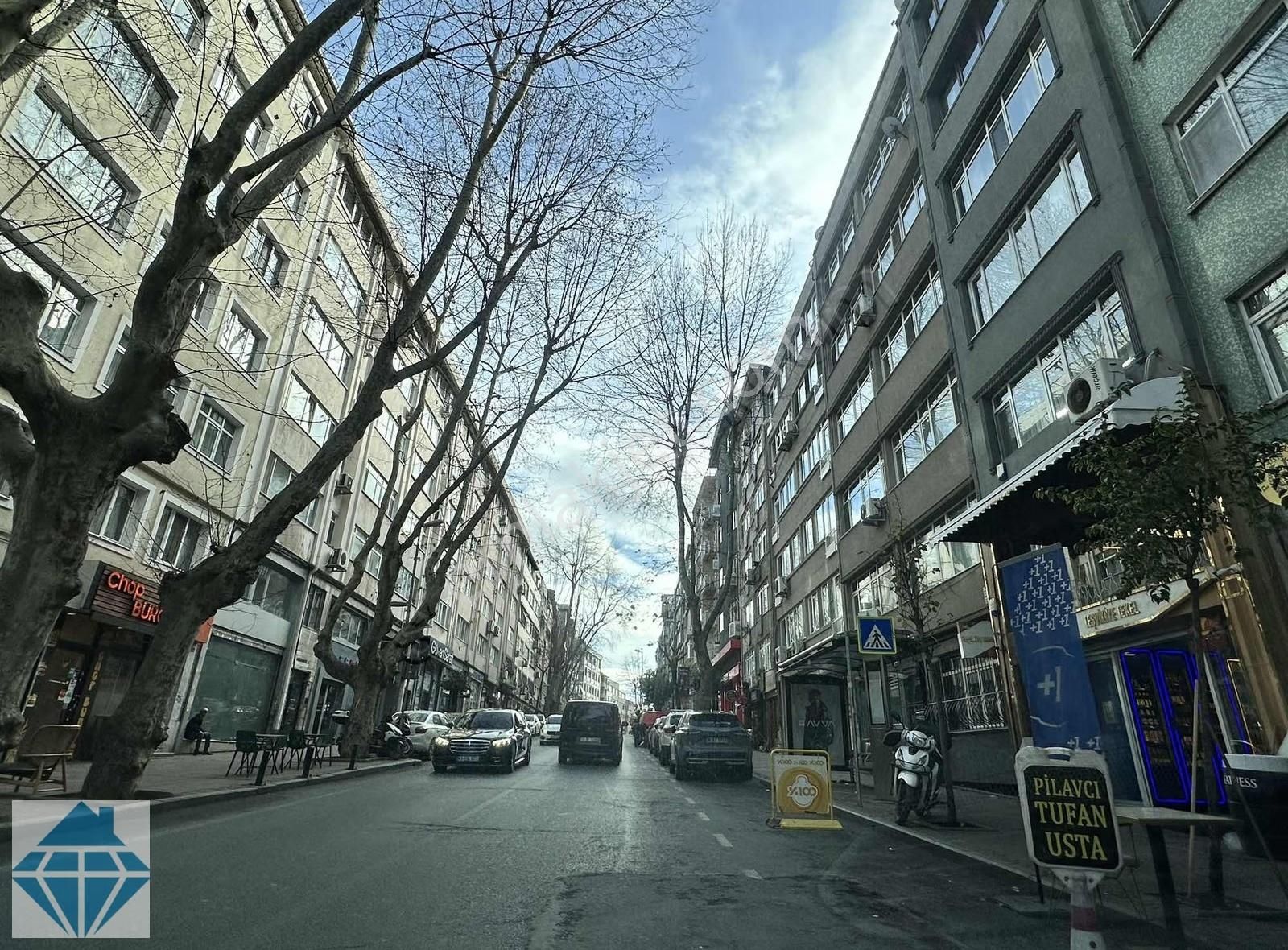 Beşiktaş Maçka Muradiye'de Cadde Üzeri 2 + 1 75 M2 Yenilenmiş - Görsel 2