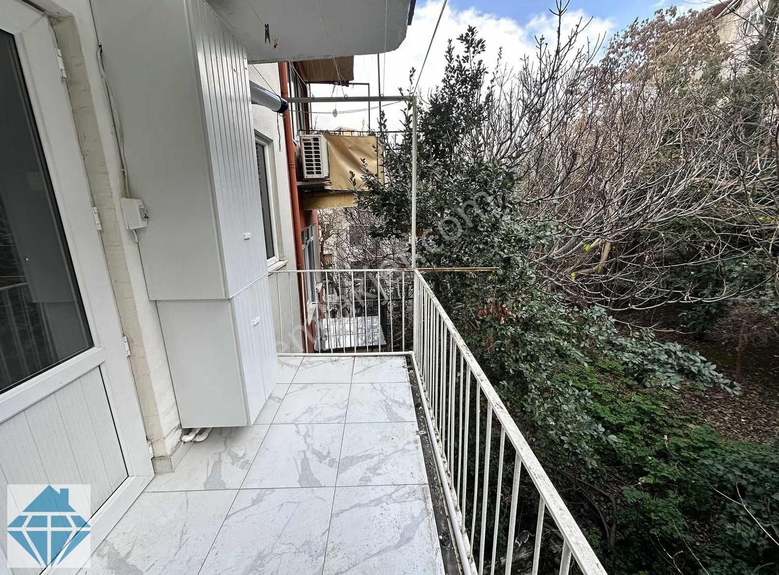 Beşiktaş Maçka Muradiye'de Cadde Üzeri 2 + 1 75 M2 Yenilenmiş - Görsel 17