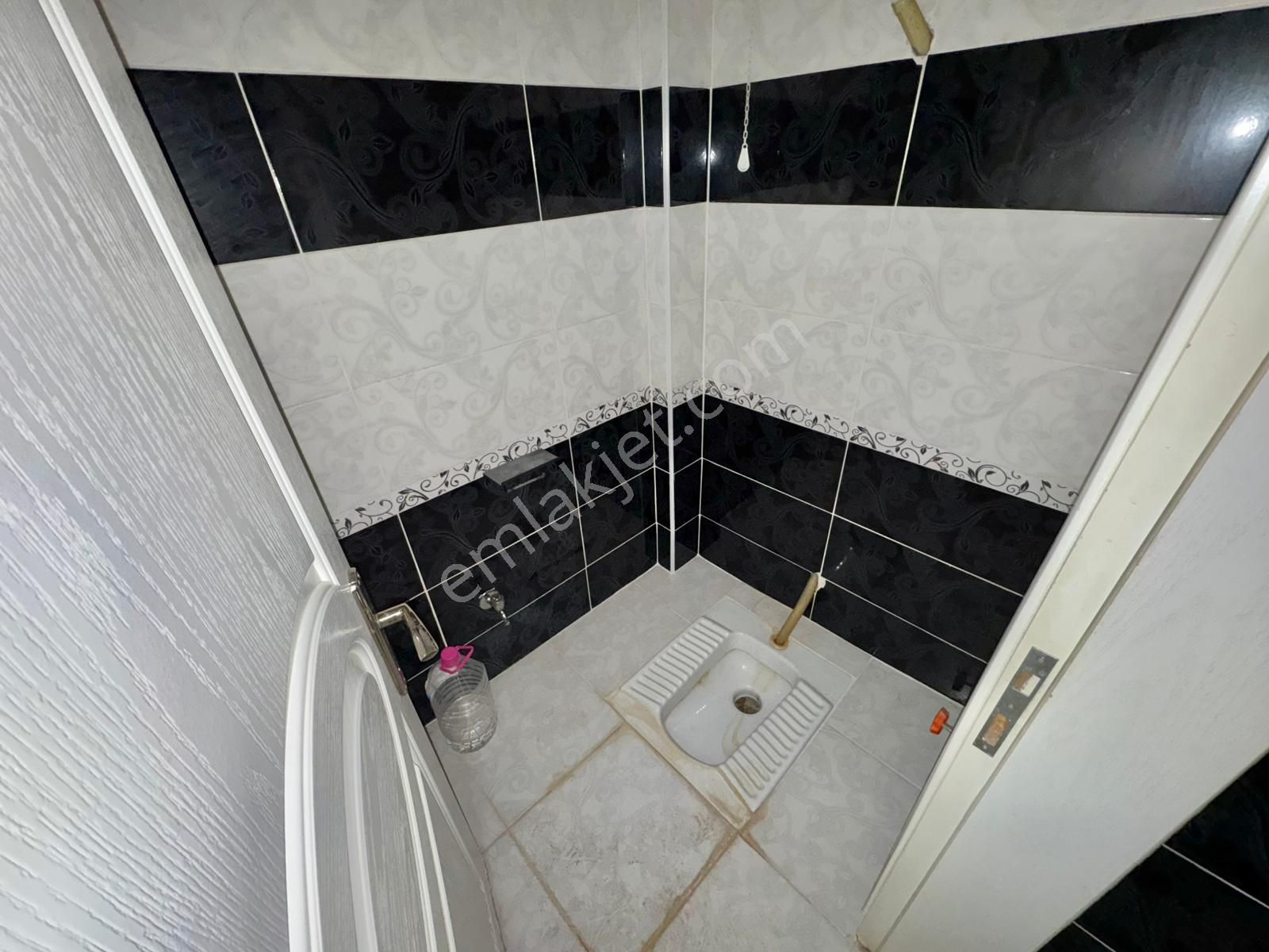 Muradiye Mahallesi 🏡 ✅3+1 135m2 5 Katlının 4 Katı ❇️fuul Özelikli Petek Kombili - Görsel 14