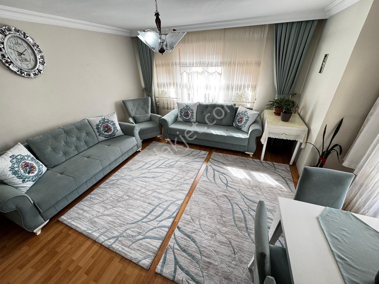 Refiksaydam Cad. Üzeri Merkezde Orta Kat 3+1 Bağımsız Ön Cephe - Görsel 2