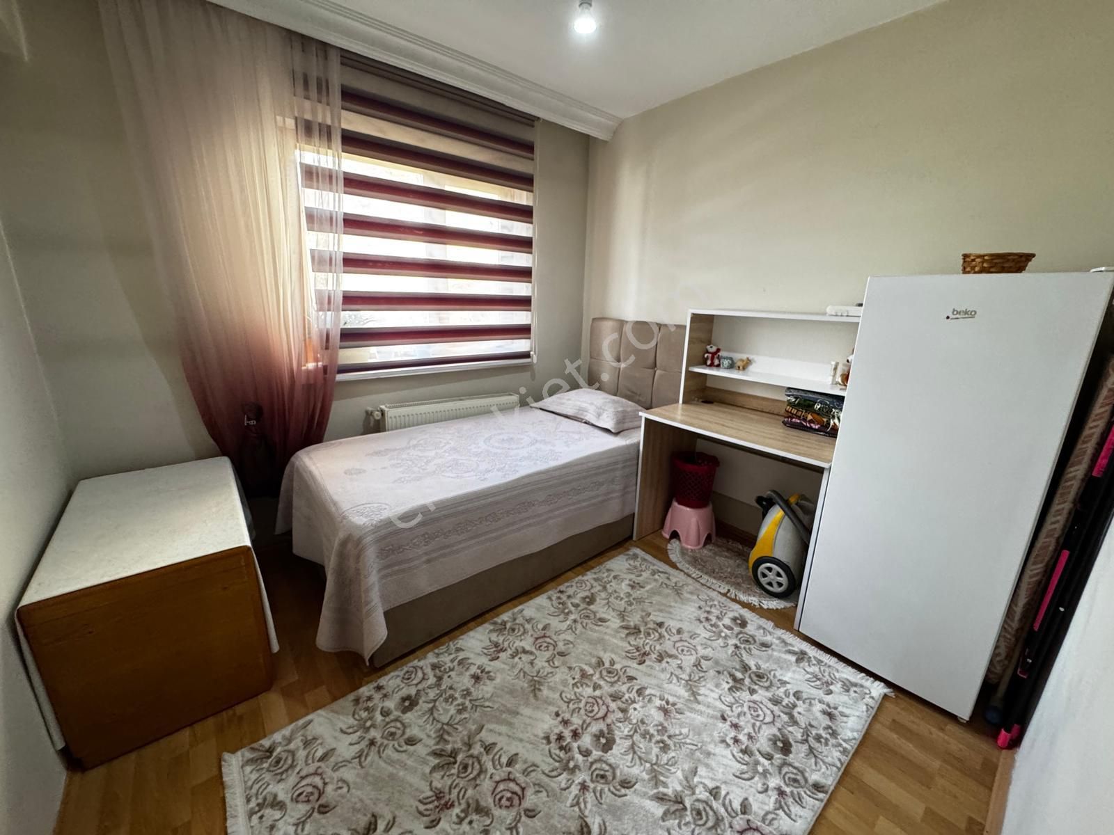 Refiksaydam Cad. Üzeri Merkezde Orta Kat 3+1 Bağımsız Ön Cephe - Görsel 17