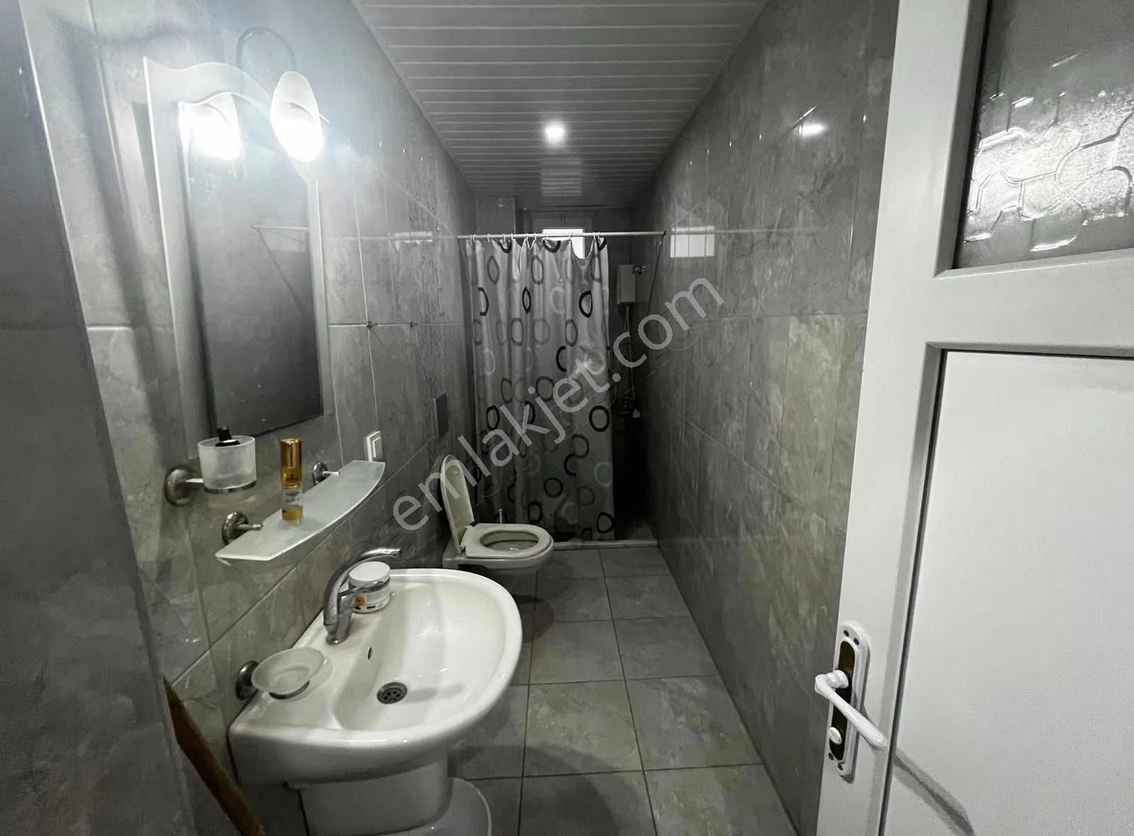 Öz Yıldız Emlaktan Emek Mahallesinde 1+1 Eşyalı Kiralık Daire - Görsel 4