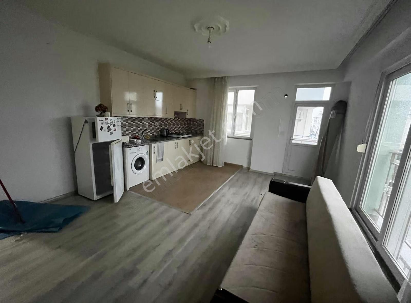 Öz Yıldız Emlaktan Emek Mahallesinde 1+1 Eşyalı Kiralık Daire - Görsel 13