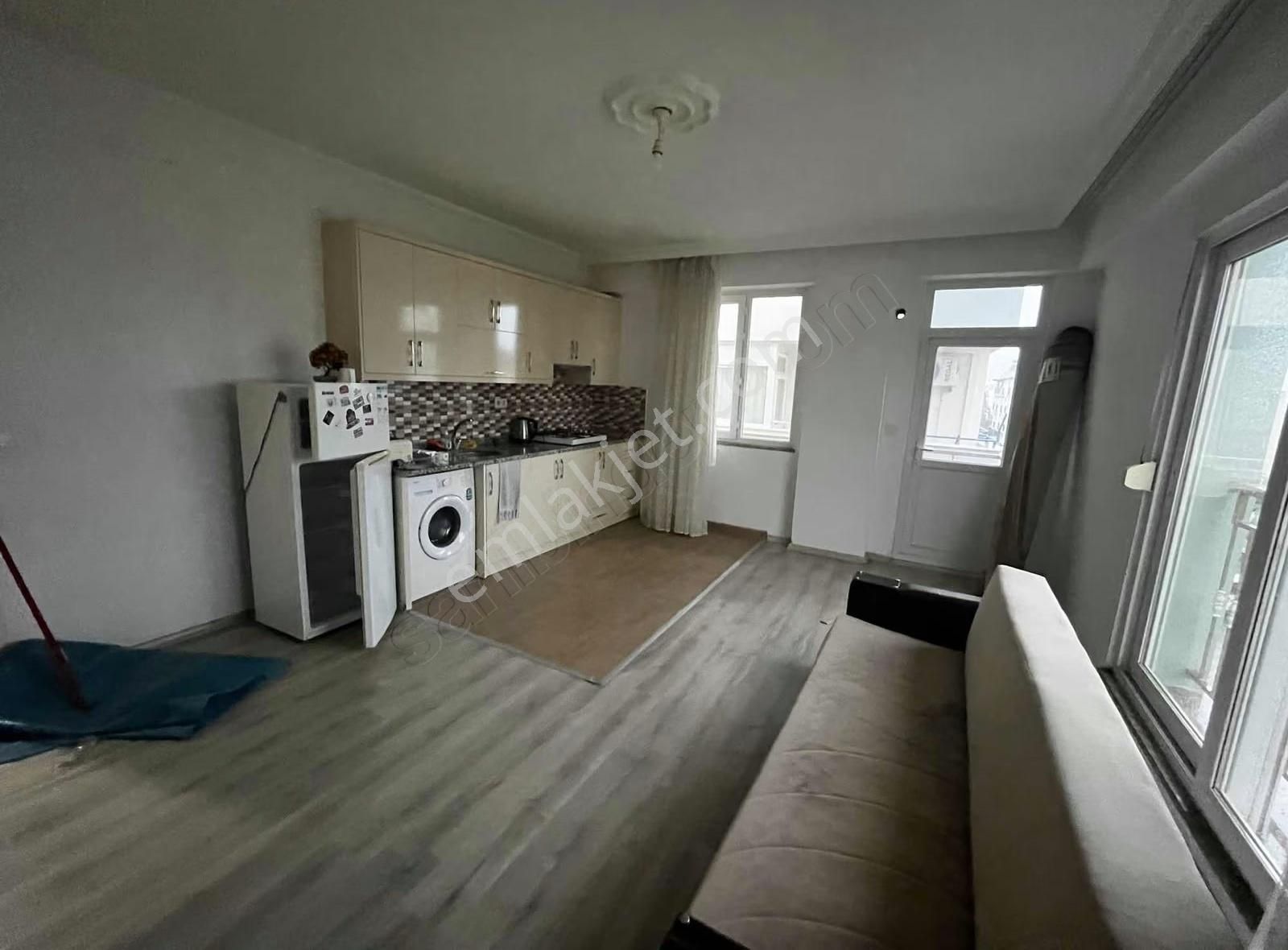 Öz Yıldız Emlaktan Emek Mahallesinde 1+1 Eşyalı Kiralık Daire - Görsel 5