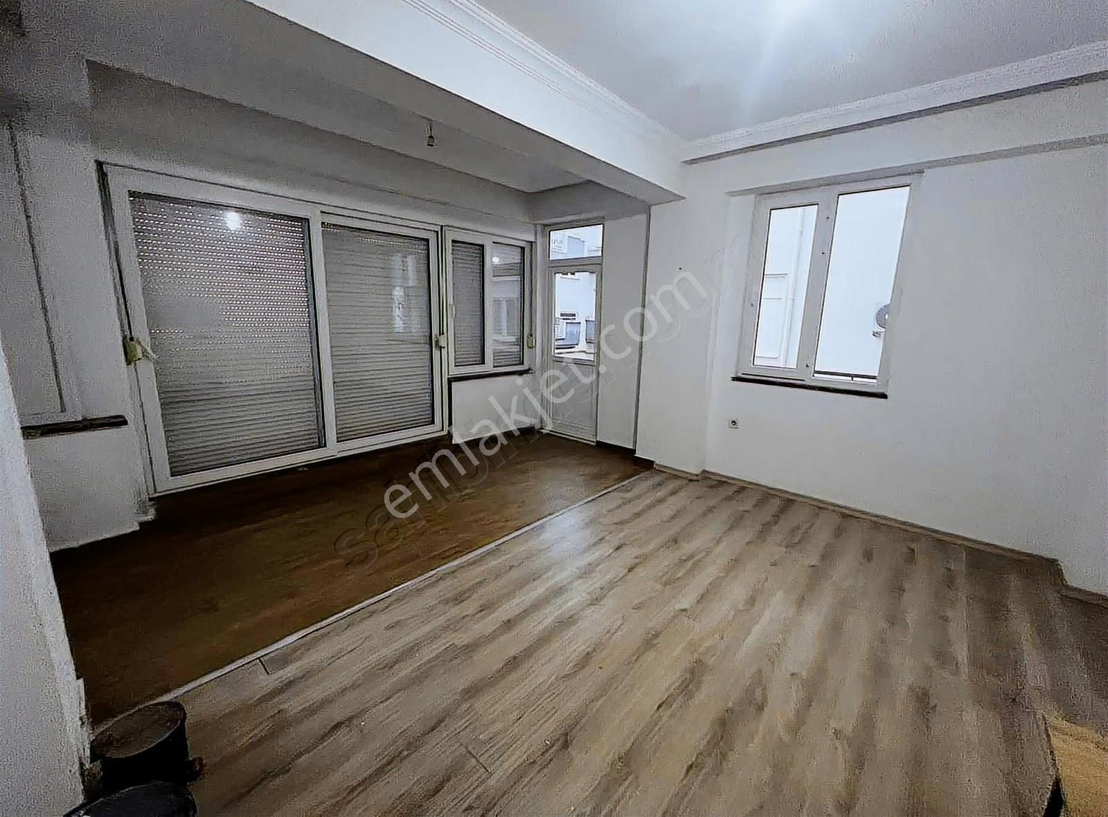 Öz Yıldız Emlaktan Emek Mahallesinde 1+1 Kiralık Daire - Görsel 3