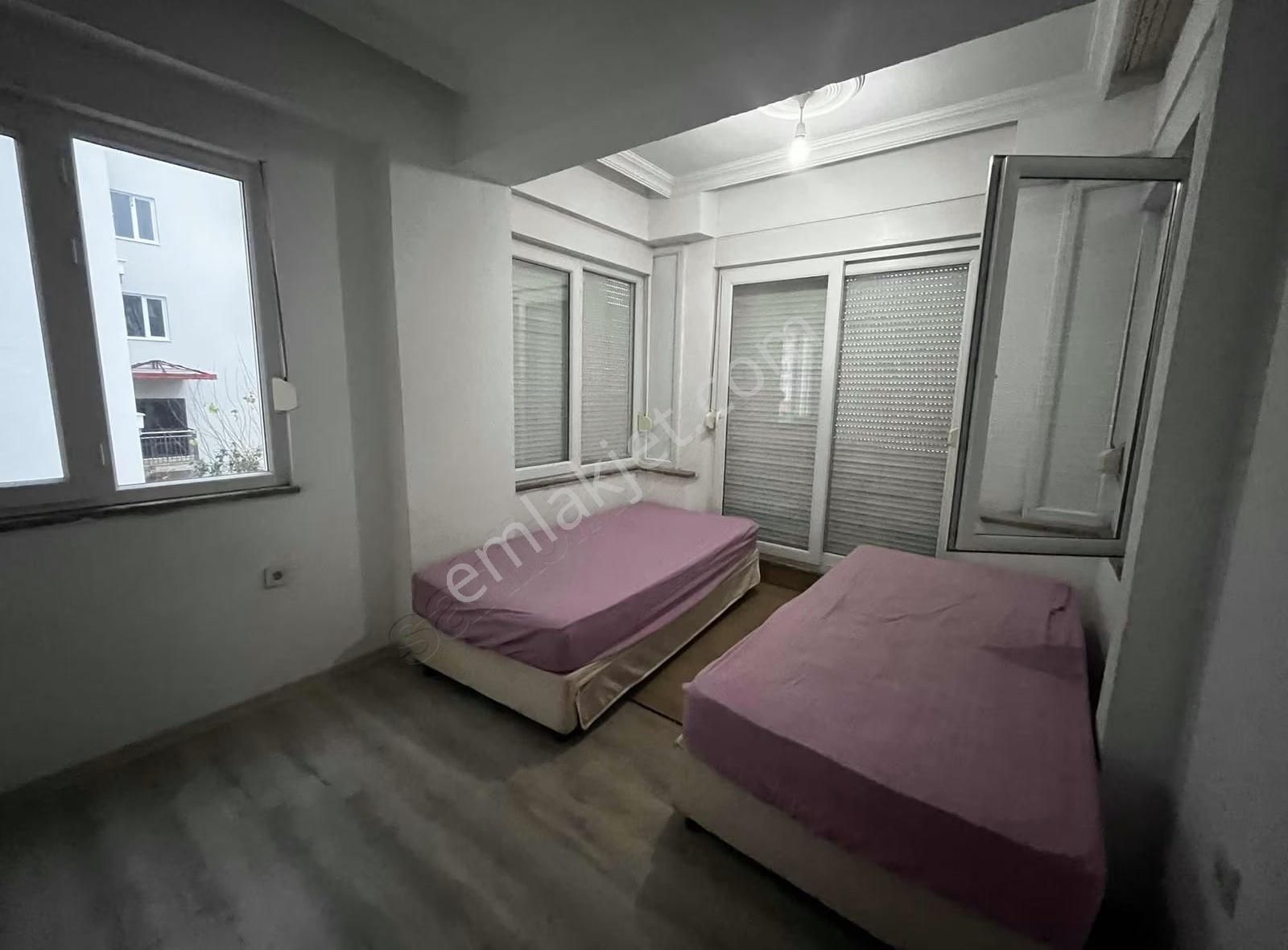 Öz Yıldız Emlaktan Emek Mahallesinde 1+1 Kiralık Daire - Görsel 14