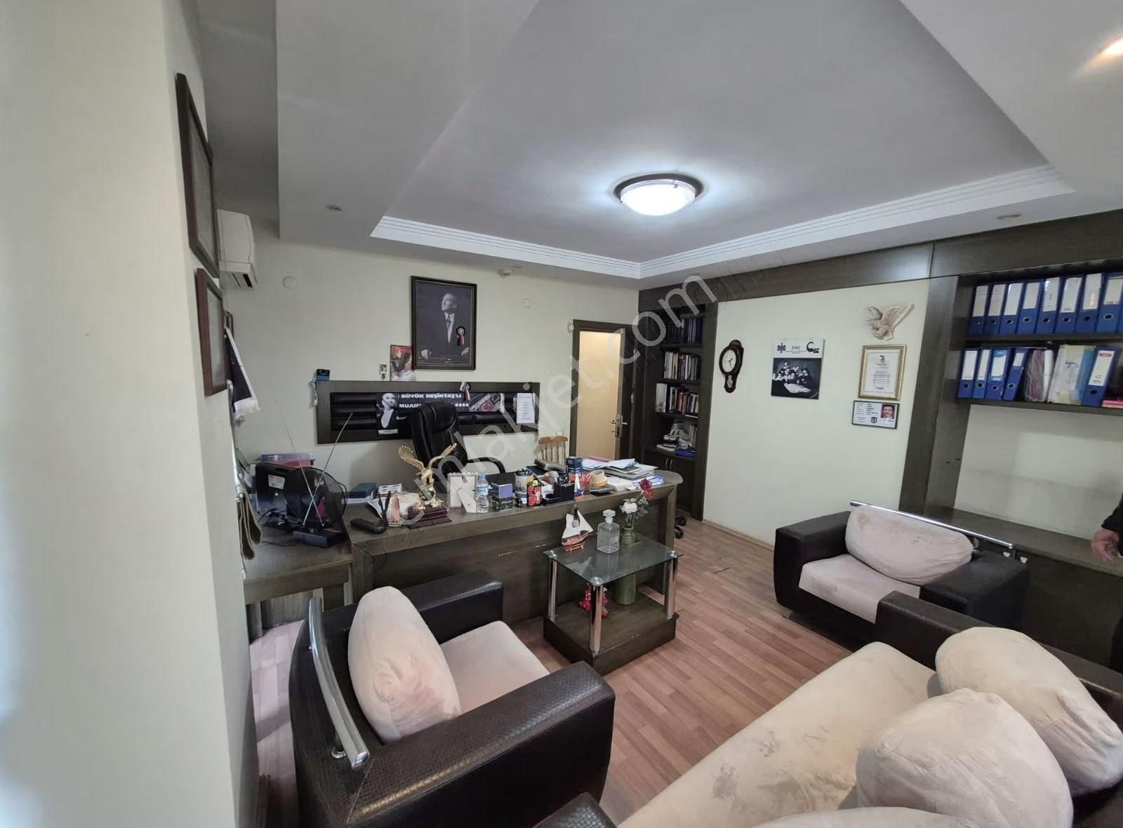 Öz Yıldız Emlaktan Merkezde 2+1 Full Eşyalı Kiralık Ofis