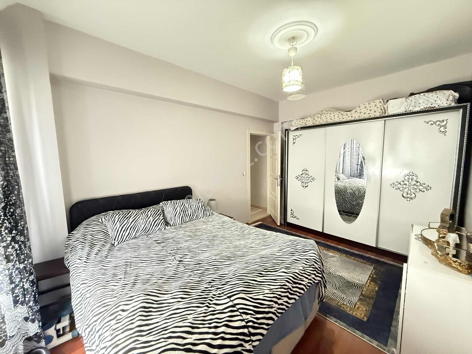 Fetanet Emlaktan Erkilet Camikebirde Kombili Ara Kat Lüks Daire - Görsel 25