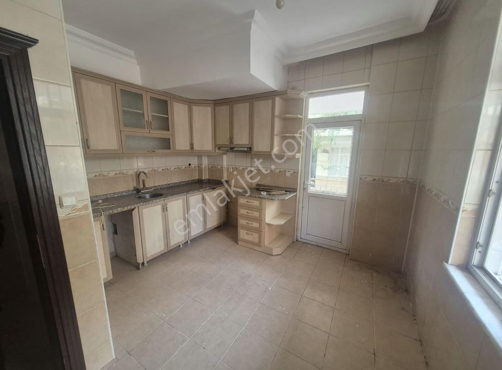 Öz Yıldız Emlaktan Yayla Mahallesinde 2+1 Kiralık Daire - Görsel 12