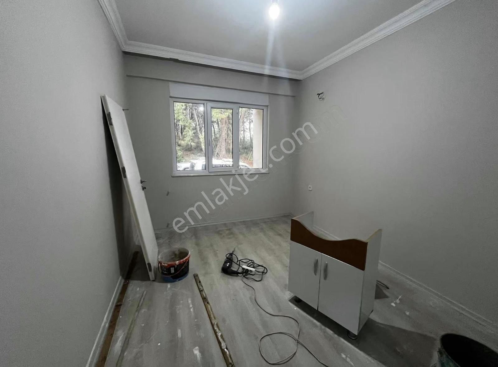 Öz Yıldız Emlaktan Kavaklı Mahallesinde 2+1 Kiralık Daire - Görsel 2