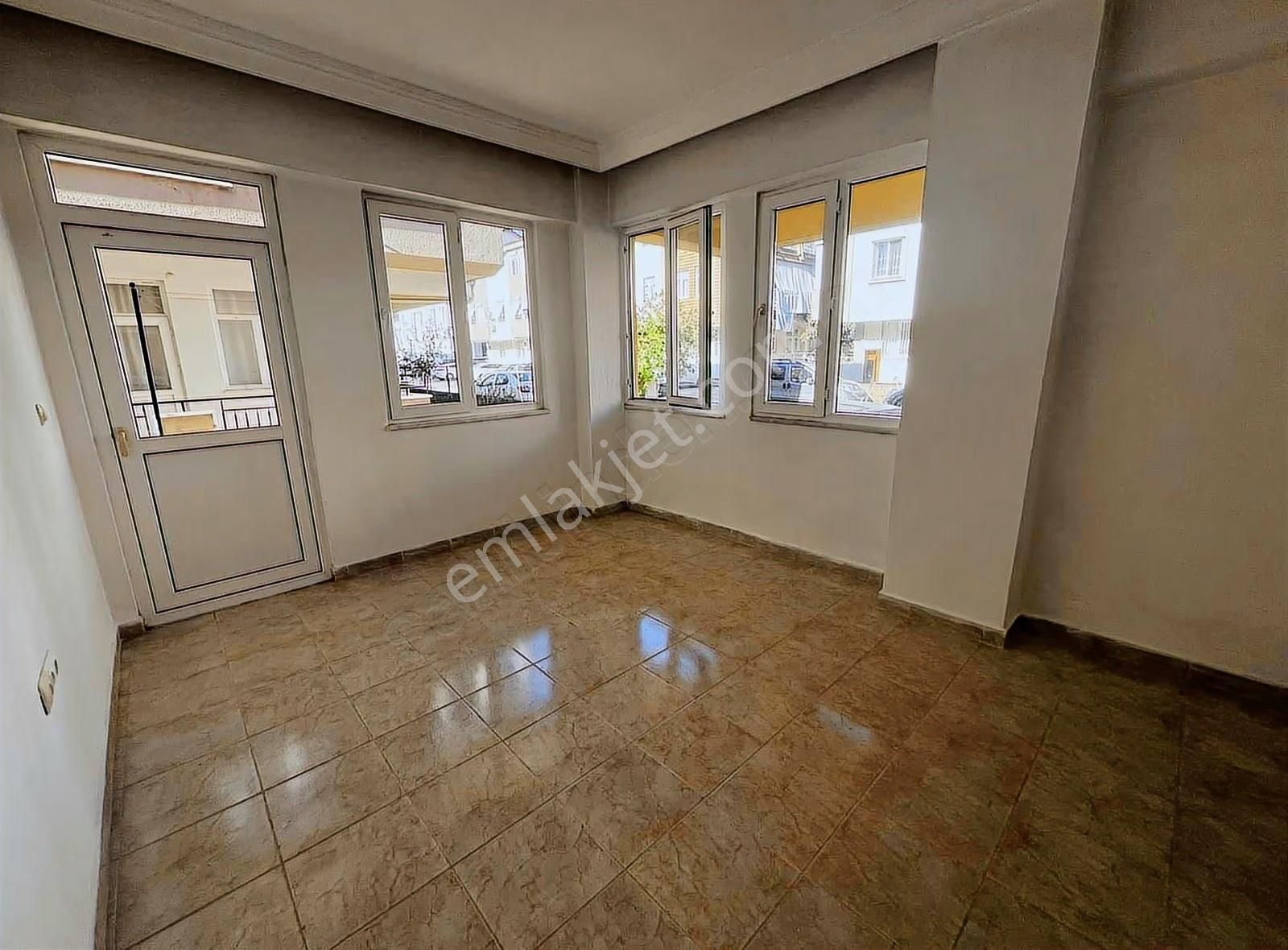 Öz Yıldız Emlaktan Milli Egemenlik Mahalesinde 2+1 Kiralık Daire - Görsel 15