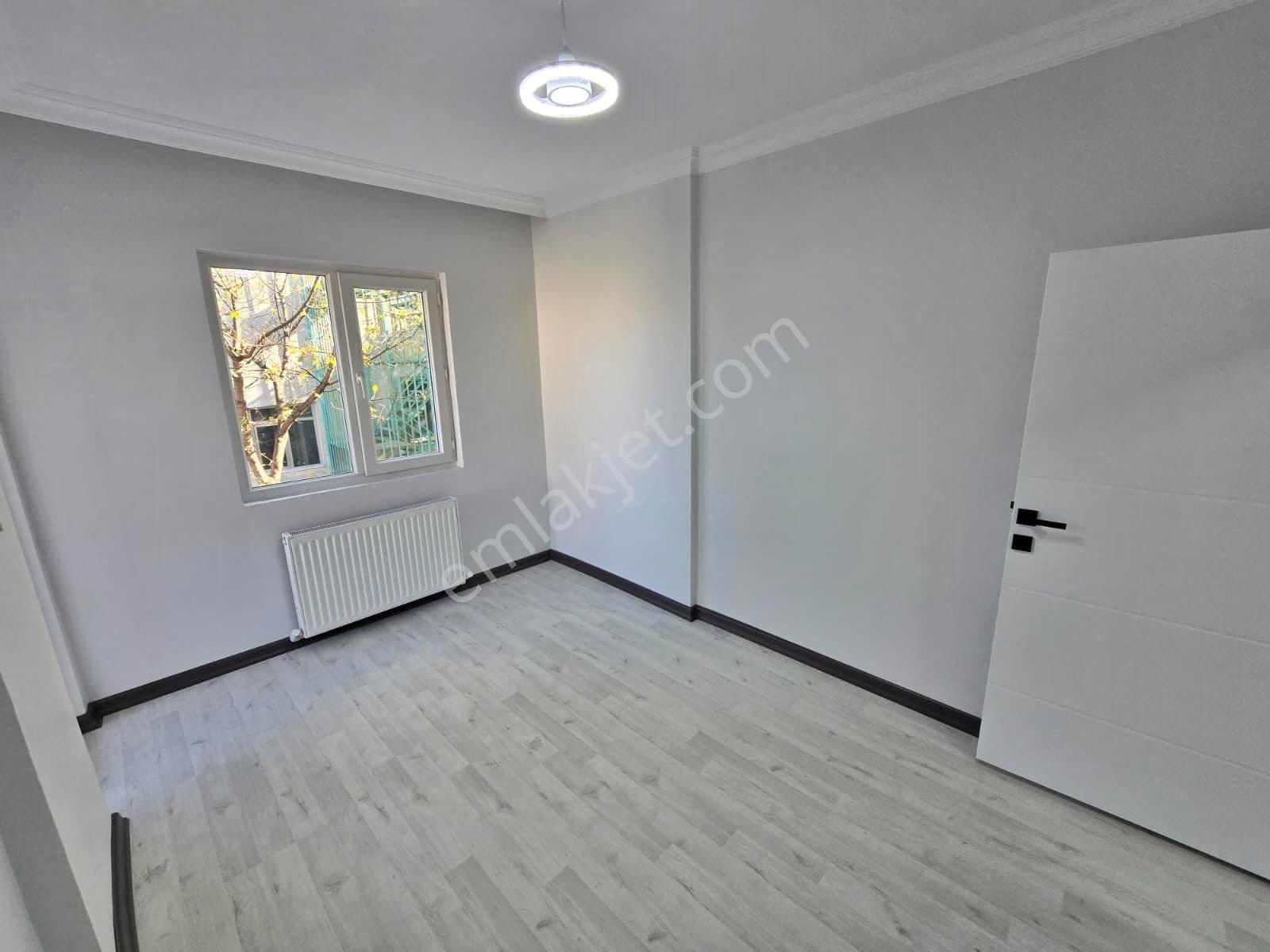 Topçu'da İstasyon Cad. Üzeri 3+1 Ultra Lüks Yapılı Ön Cephe Ev - Görsel 26